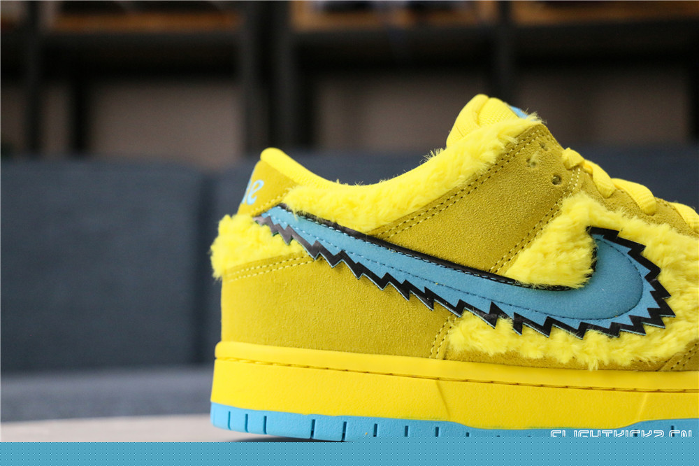 Grateful Dead x Nike SB Dunk Low Yellow