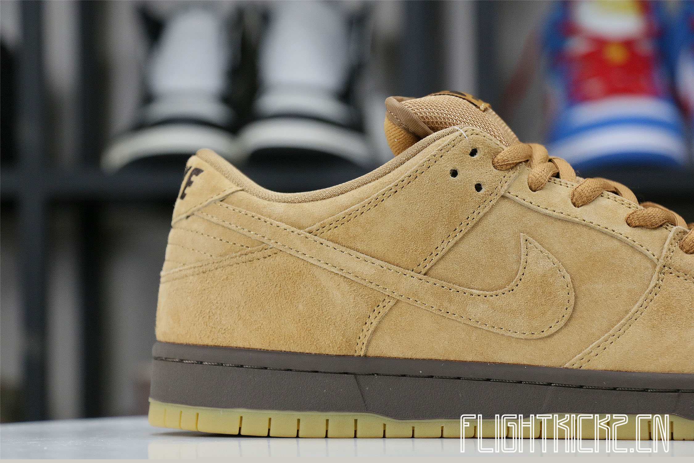 Nike SB Dunk Low Pro “Wheat Mocha”