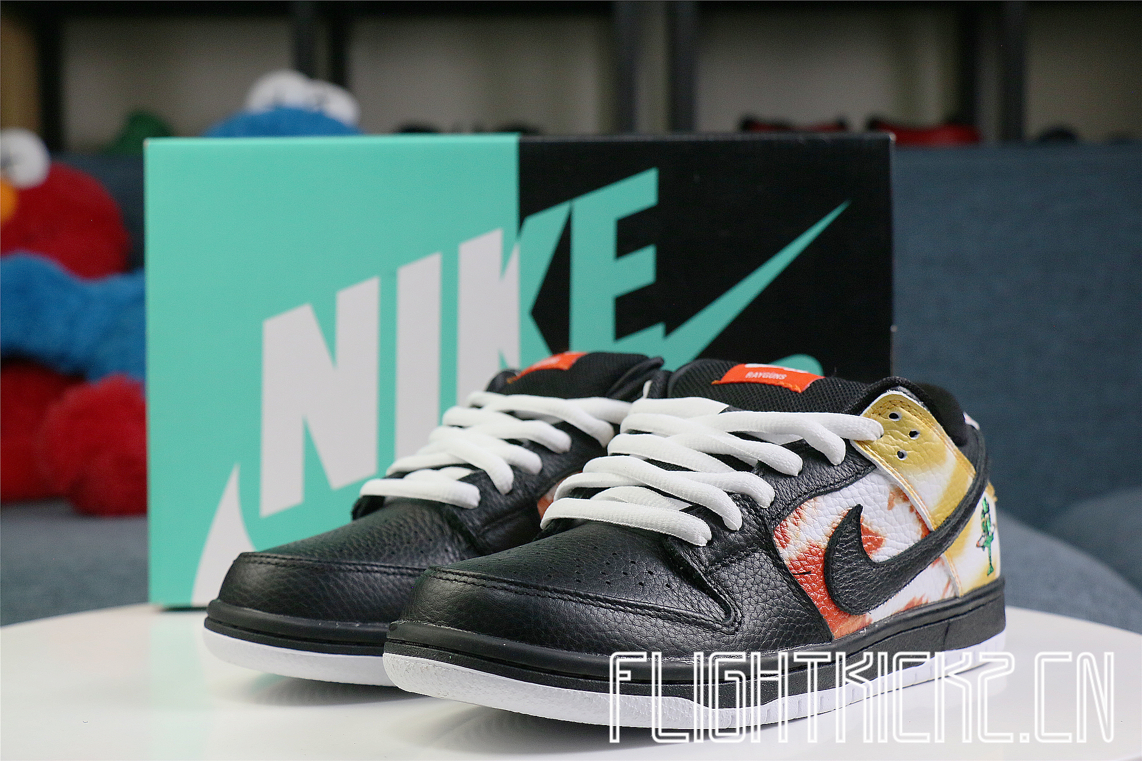 Nike SB Dunk Low Raygun Tie-Dye Black 2019(LN5 A1 Batch)