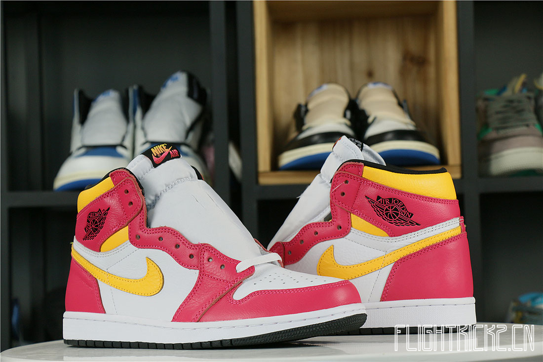 Air Jordan 1 Retro High OG Light Fusion Red