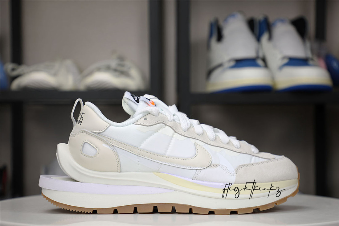 Sacai x Nike VaporWaffle SP “Sail” 2021 (LN5 A1)