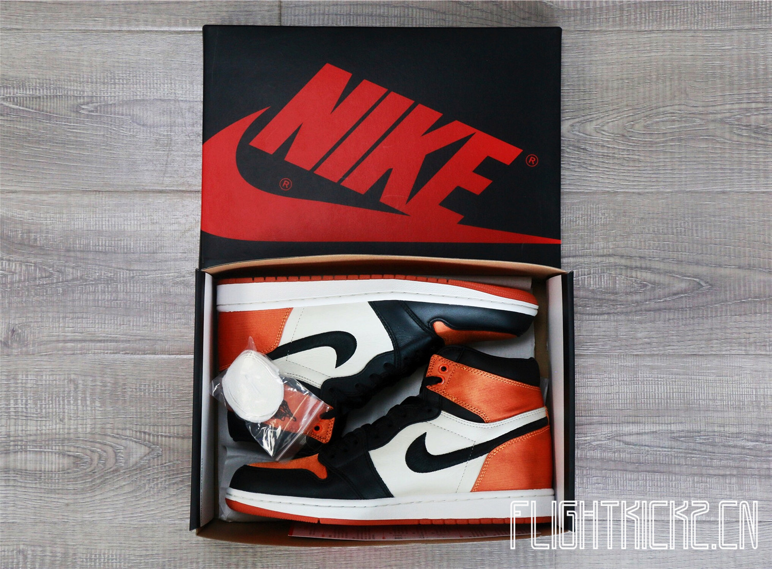 Air Jordan 1 Satin Shattered Backboard 2018