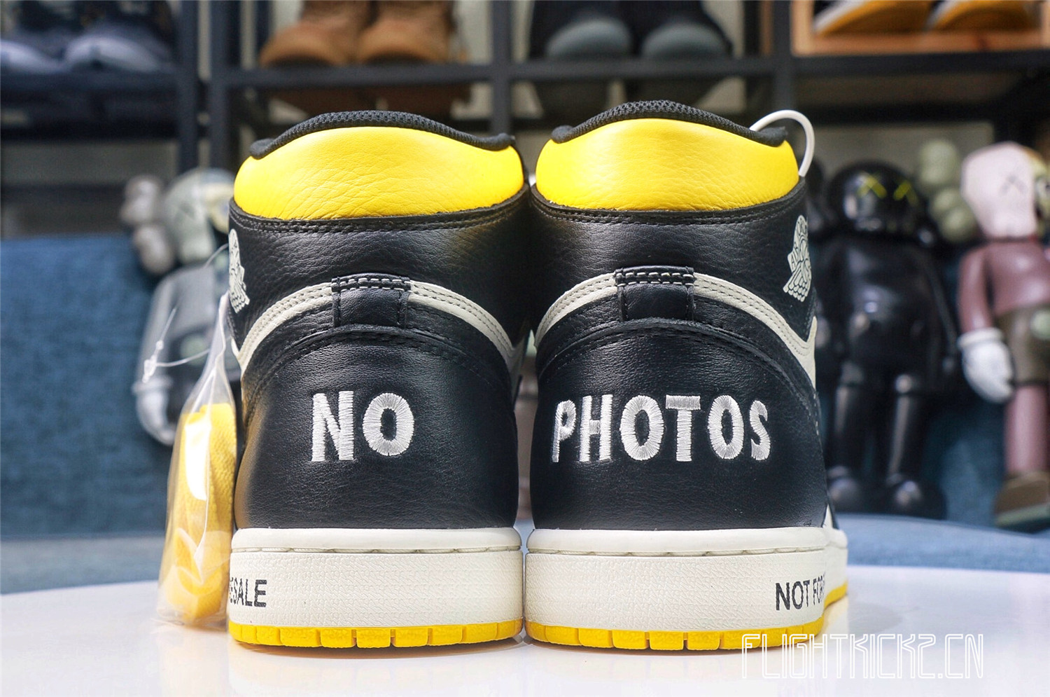 Air Jordan 1 Retro “Not For Resale Yellow 2018