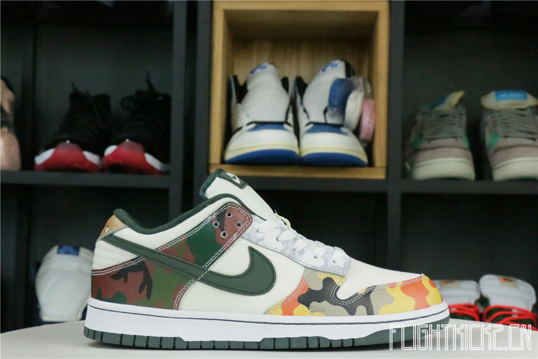 Nike Dunk Low SE Sail Multi-Camo