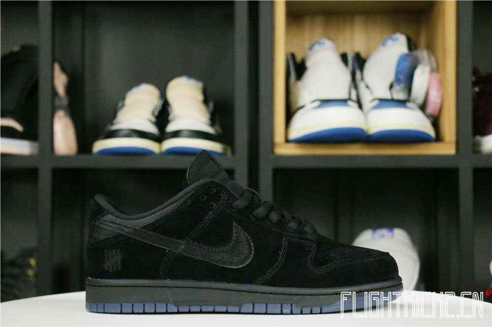 Nike Dunk Low SP UNDEFEATED Black Dunk vs. AF1 Pack