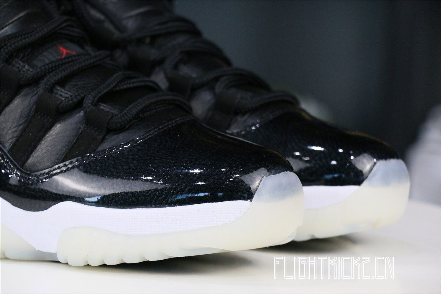 Air Jordan 11 Low “72-10”
