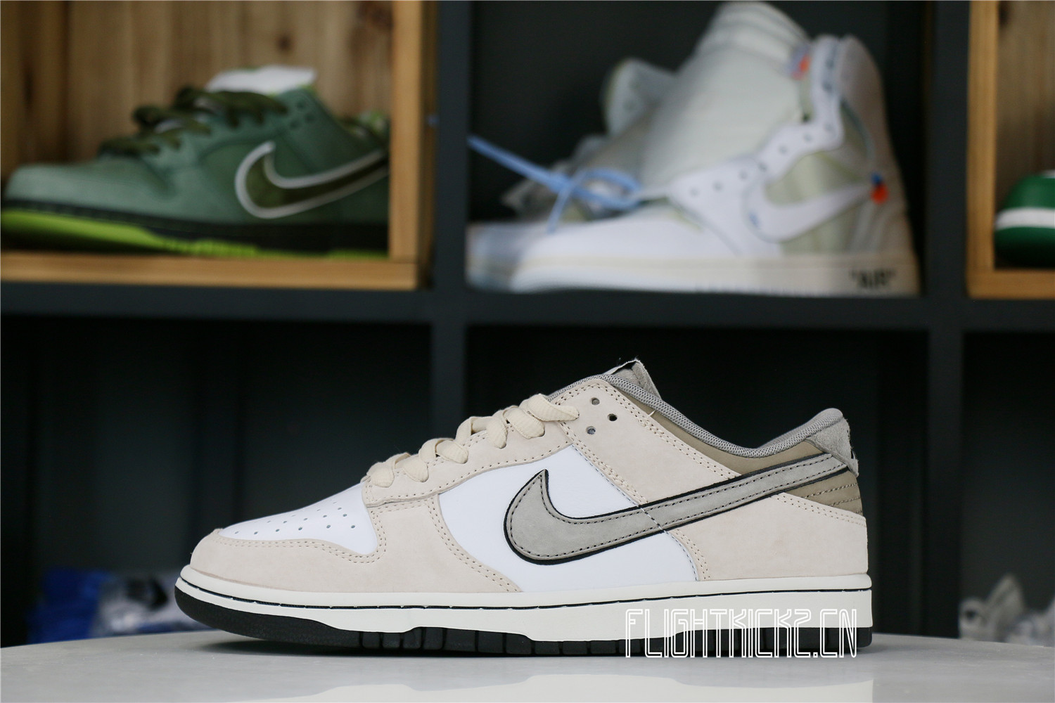 Otomo Katsuhiro x Nike SB Dunk Low Steamboy OST Grey Black White