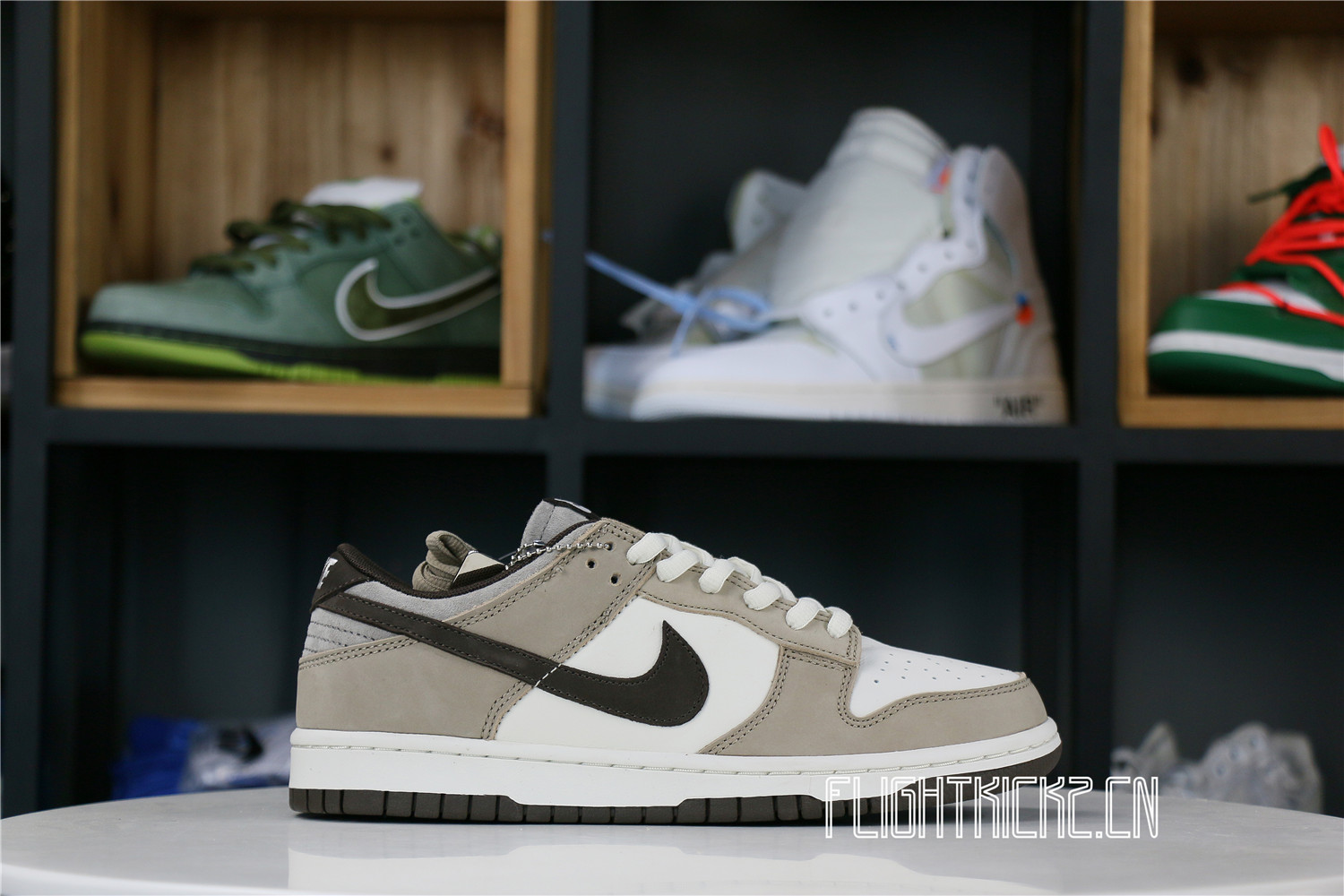 Otomo Katsuhiro x Nike SB Dunk Low Steamboy OST White Brown