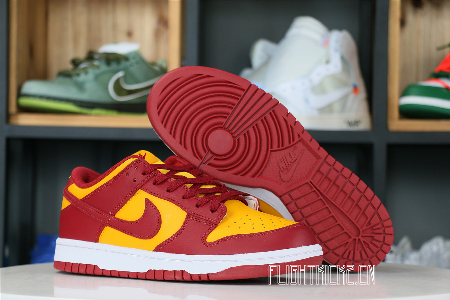 Nike Dunk Low Midas Gold