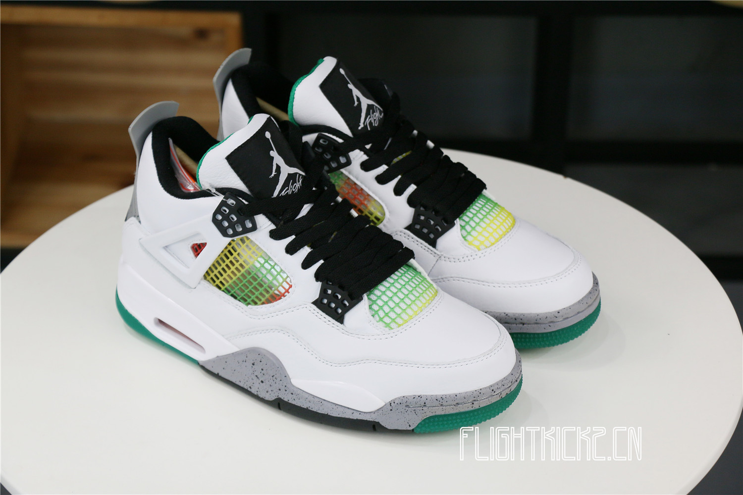 WMNS AIR JORDAN 4 RETRO ‘RASTA’