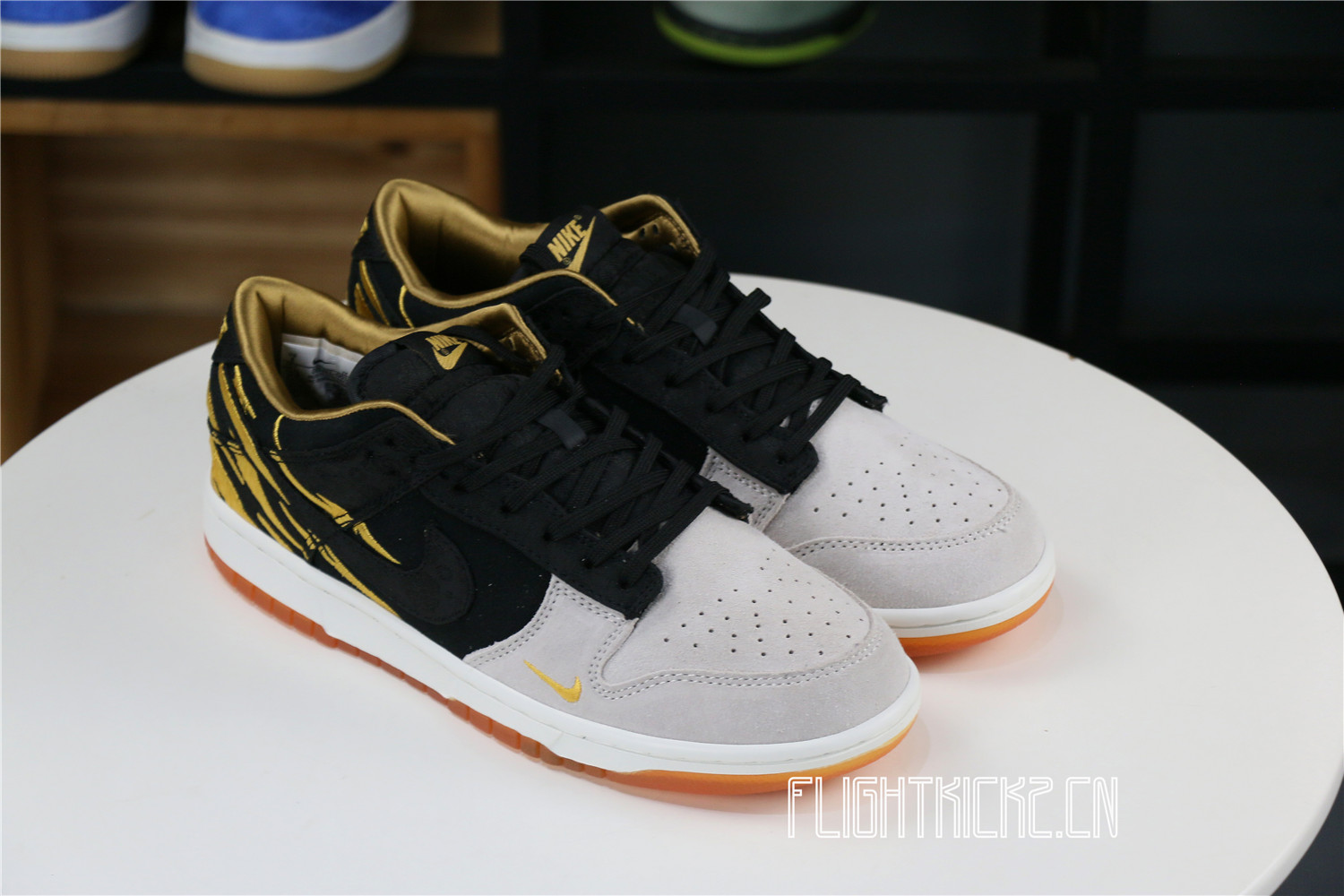 Nike Dunk Low Year of the Tiger (2022)