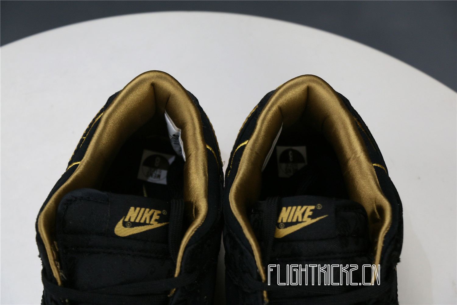 Nike Dunk Low Year of the Tiger (2022)