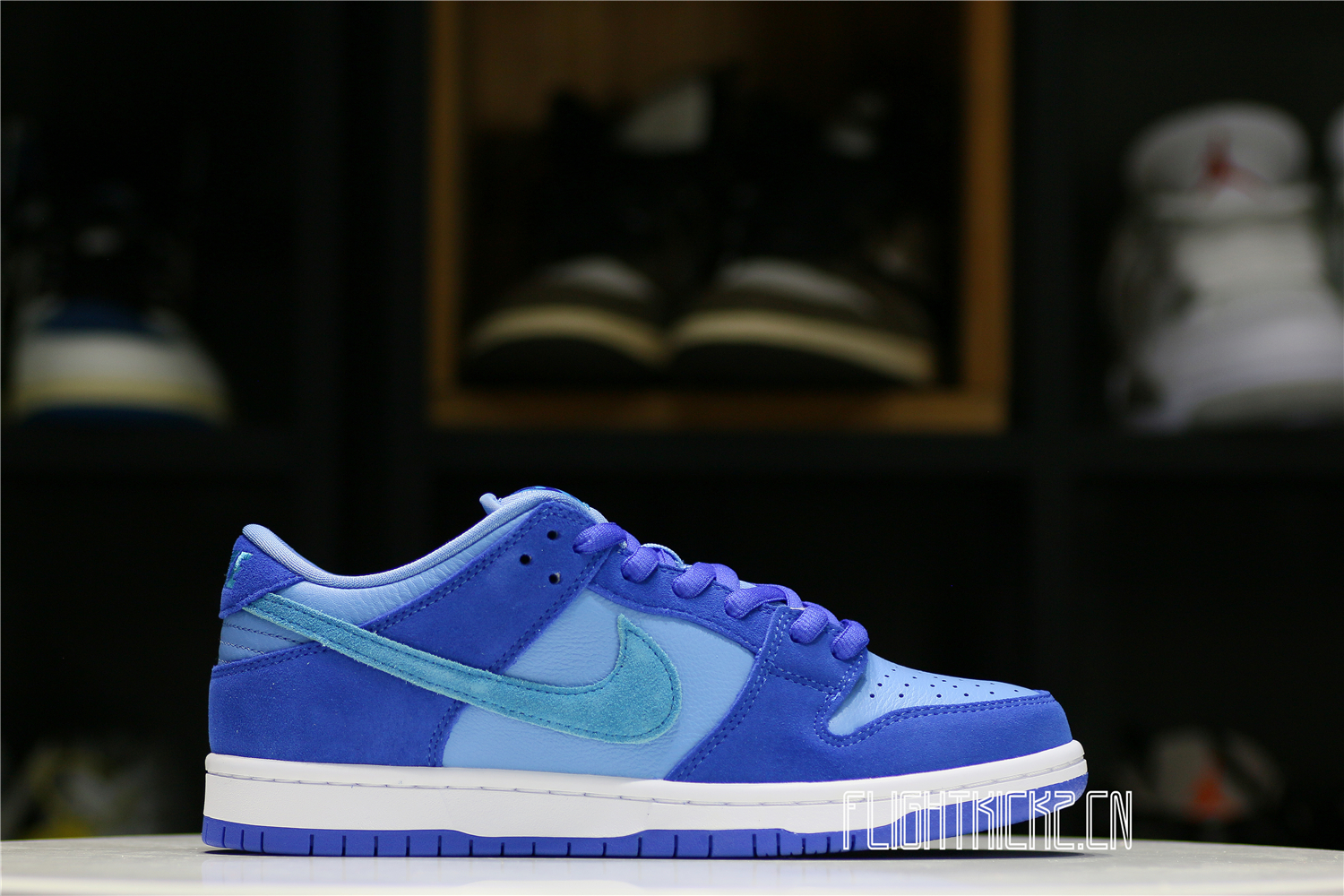 Nike SB Dunk Low Blue Raspberry