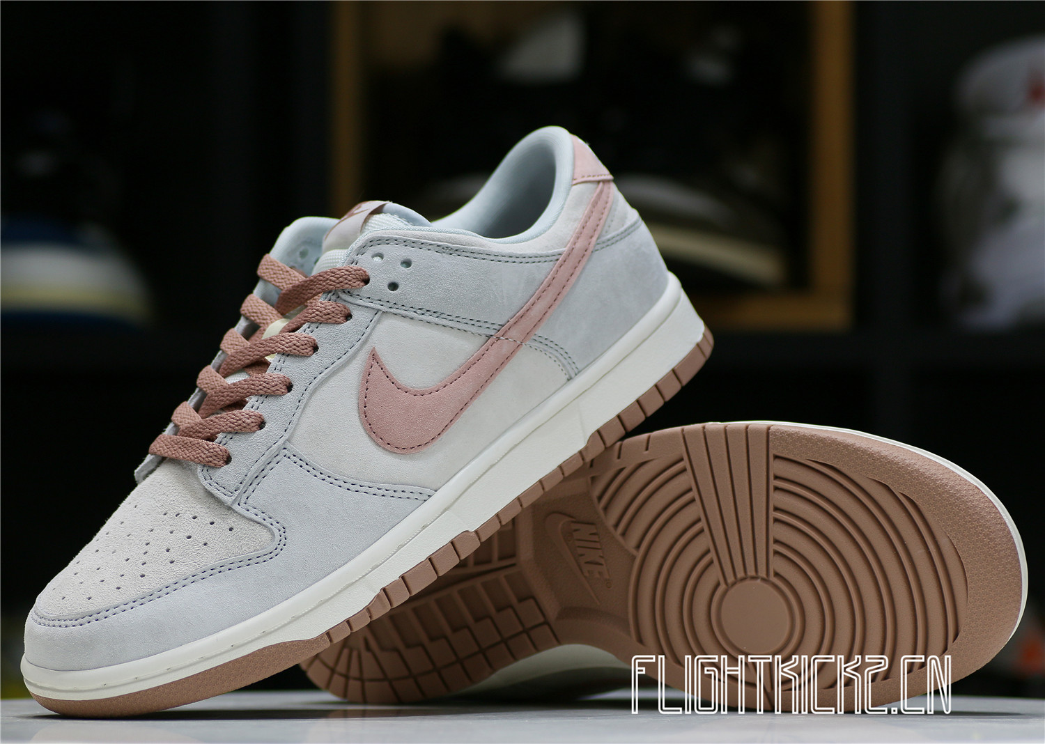 Nike Dunk Low Fossil Rose