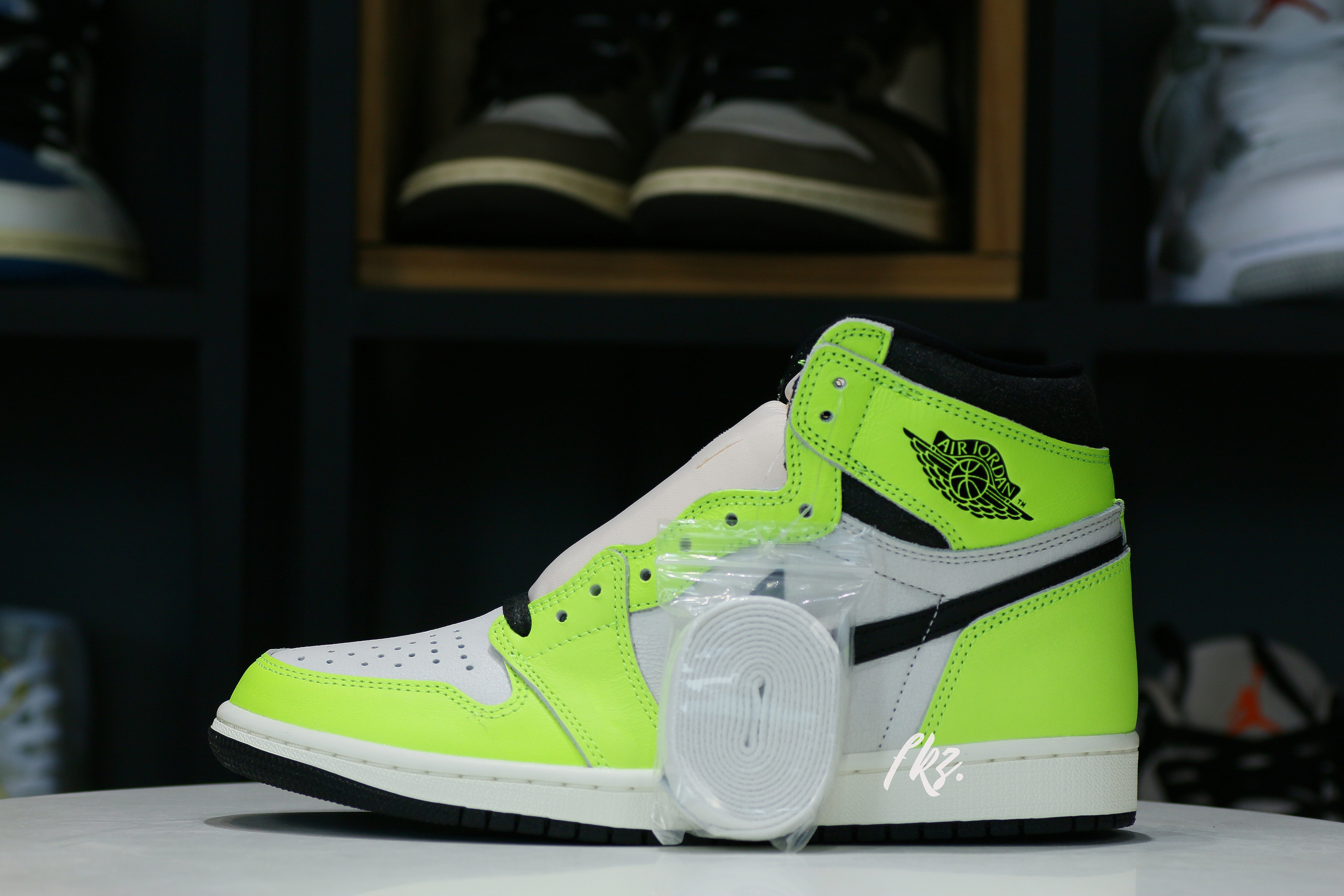 Air Jordan 1 High OG “Volt”