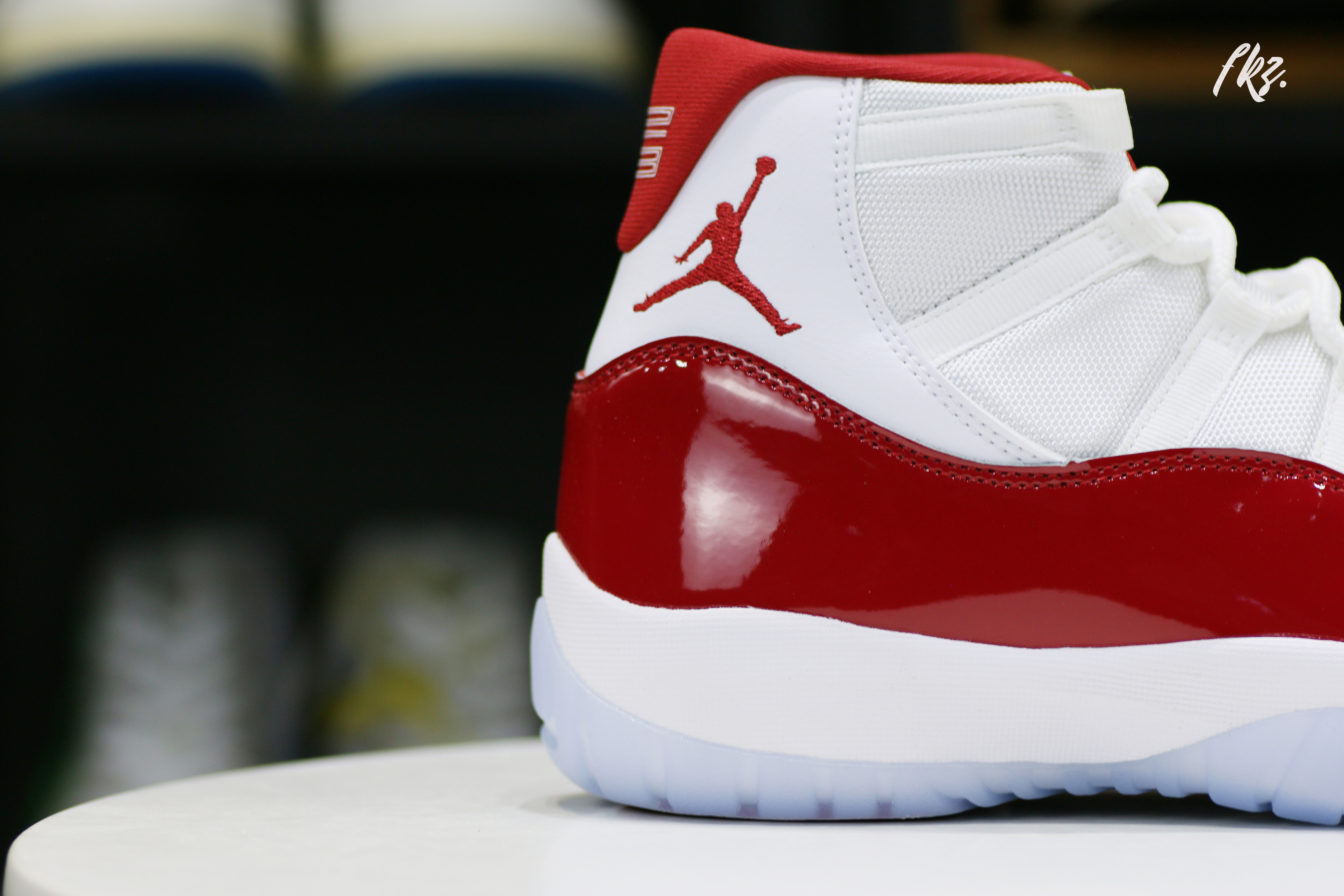 Air Jordan 11 Retro Cherry 2022 (LN5 A1 Batch)