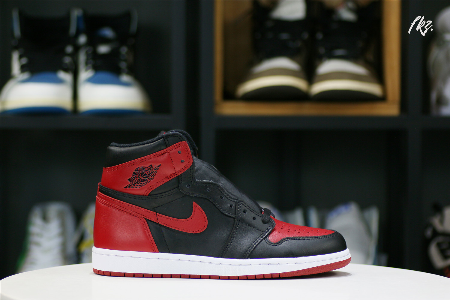 Air Jordan 1 Retro High Banned (GS)