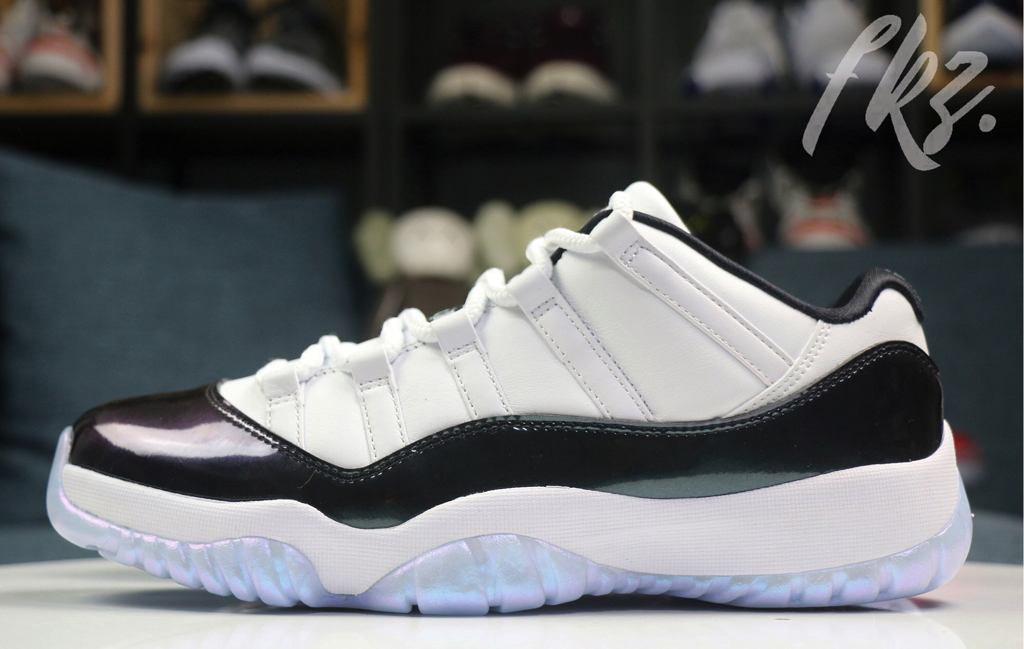 Air Jordan 11 Retro Georgetown low