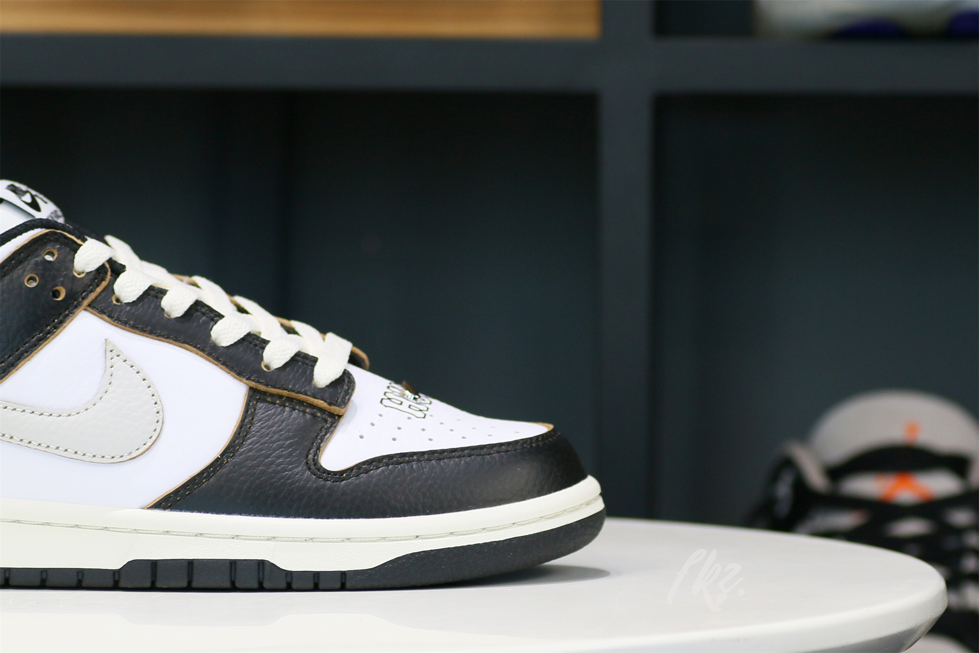 HUF x Nike SB Dunk Low “San Francisco”