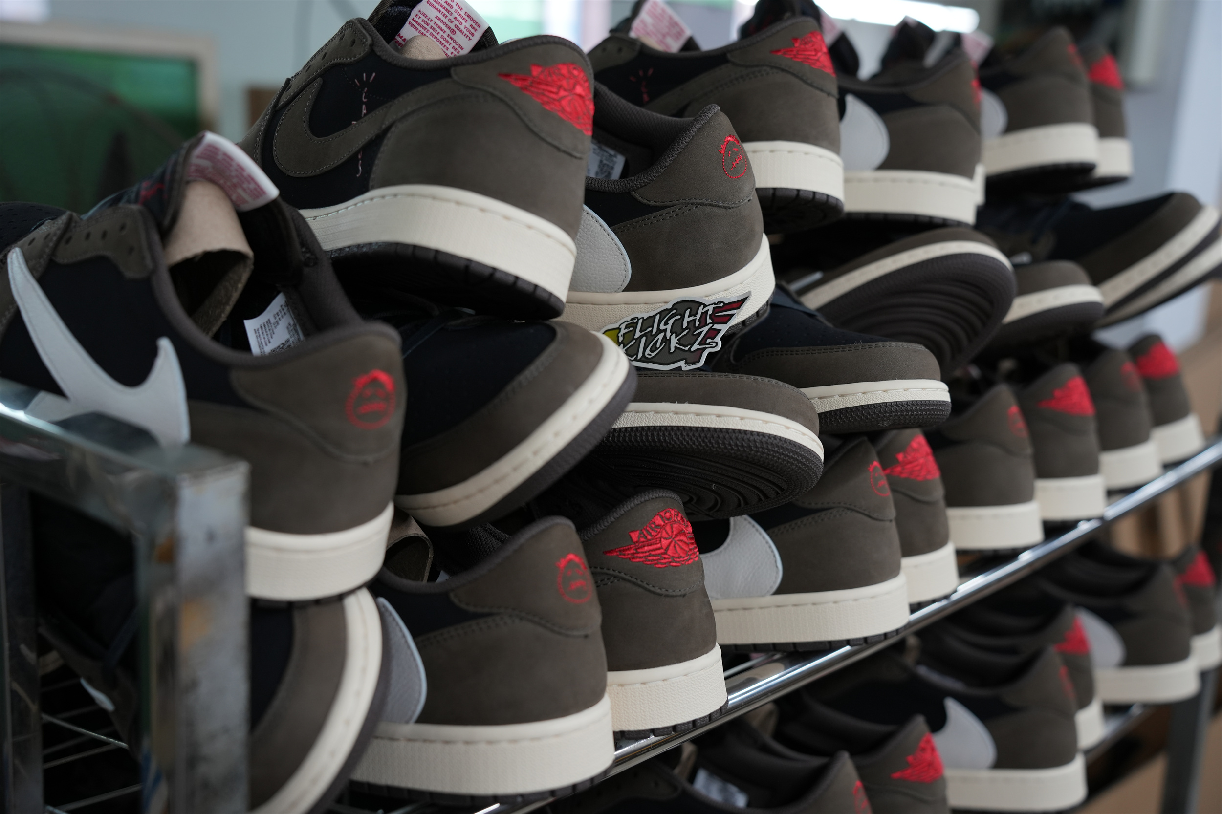 Travis Scott X Air Jordan 1 Low ‘Cactus Jack’ (LN5 A1 Batch)