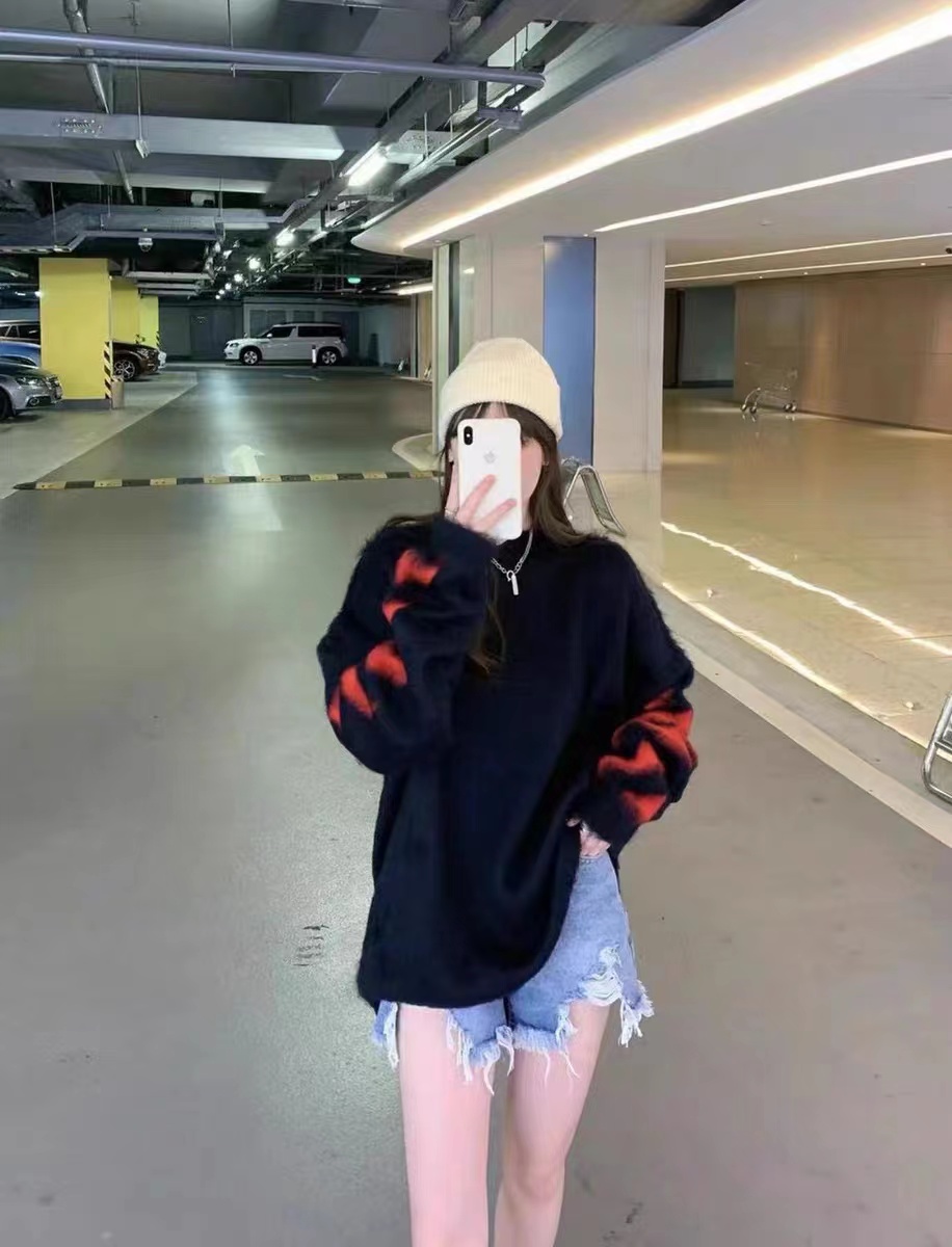 OFF WHITE Mohair Sweater 1