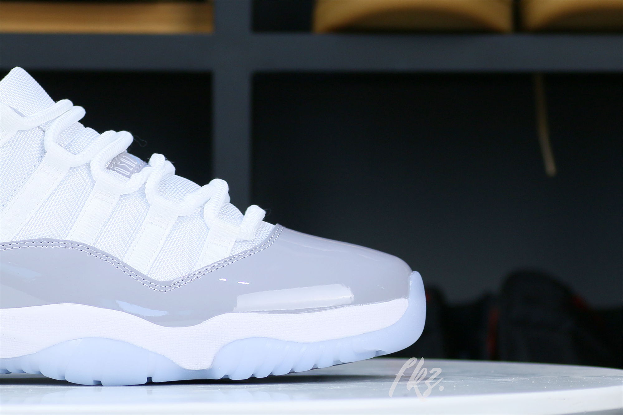 Air Jordan 11 Retro Low Cement Grey 2023 (LN5 A1 Batch)