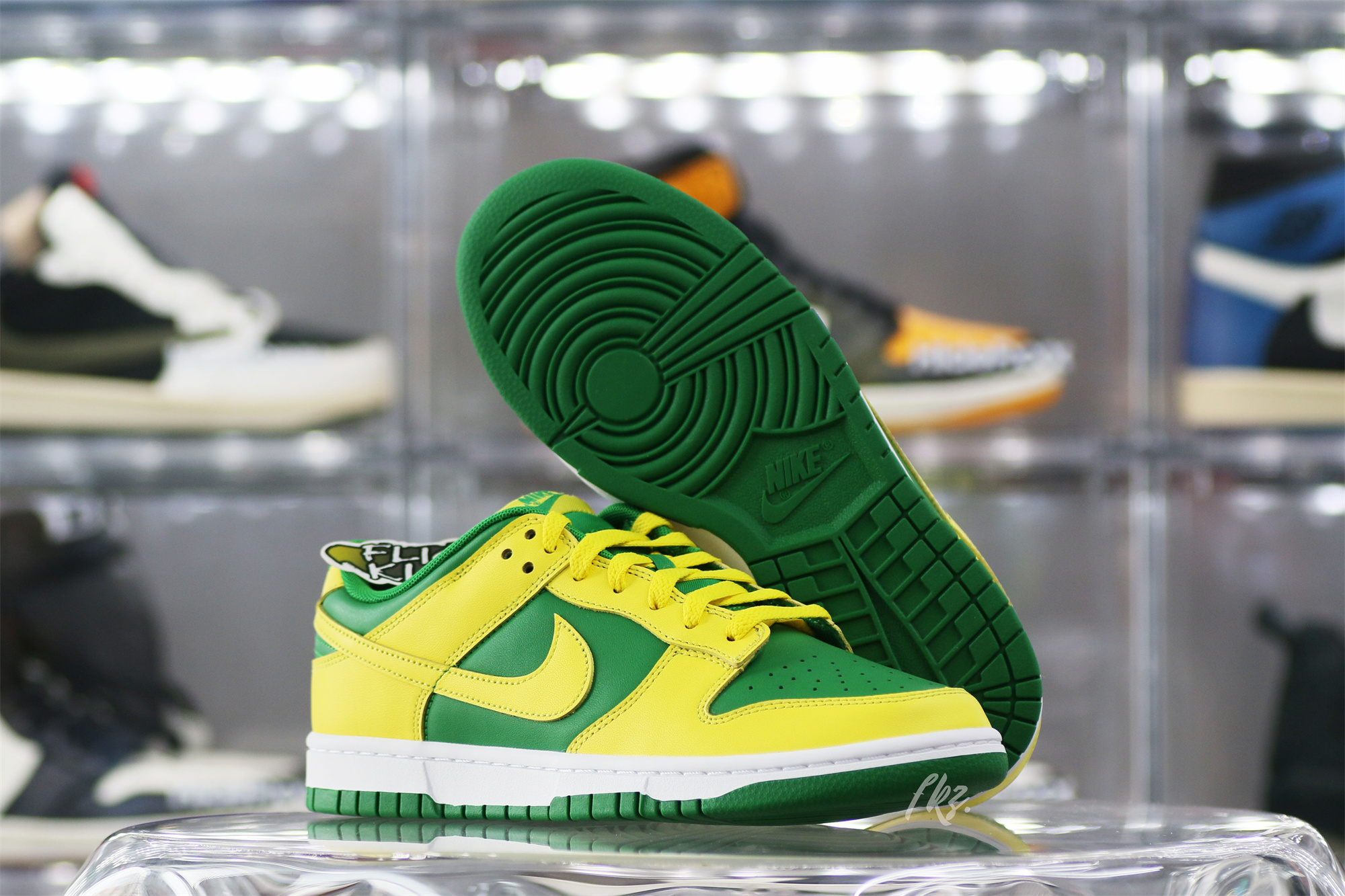 Nike Dunk Low Retro Reverse Brazil