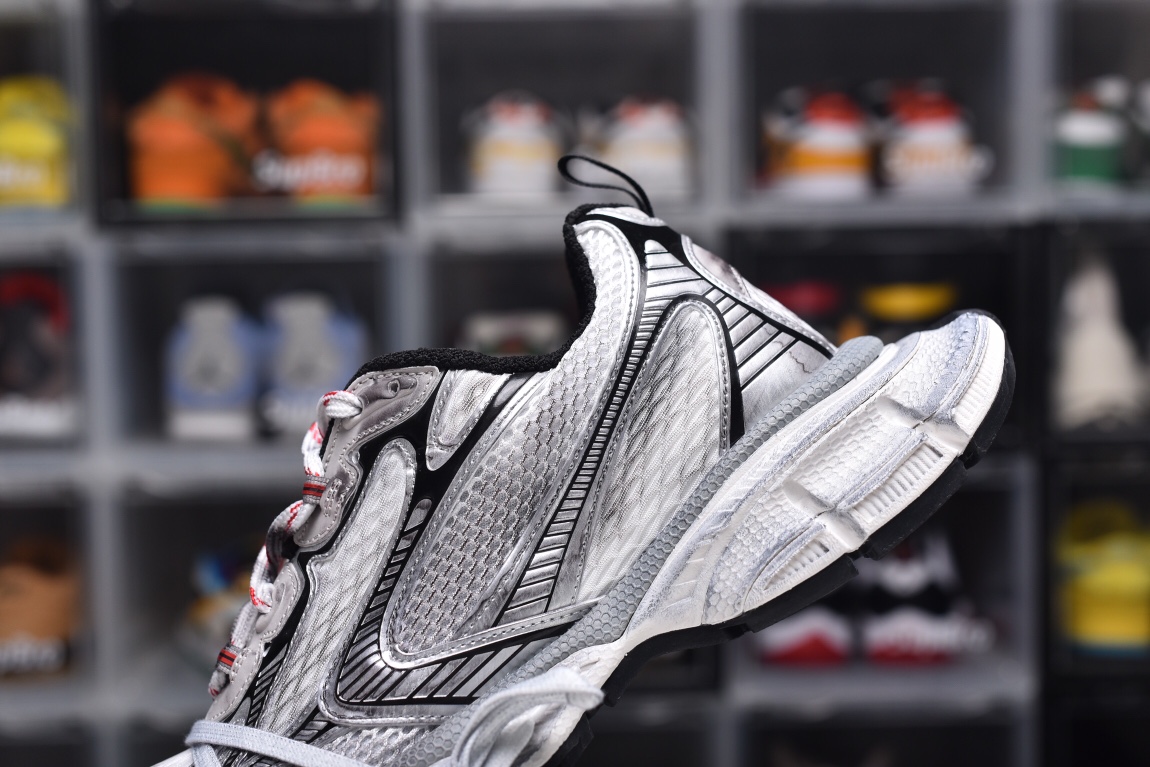 Balenciag* Women’s 3XL Track Mesh