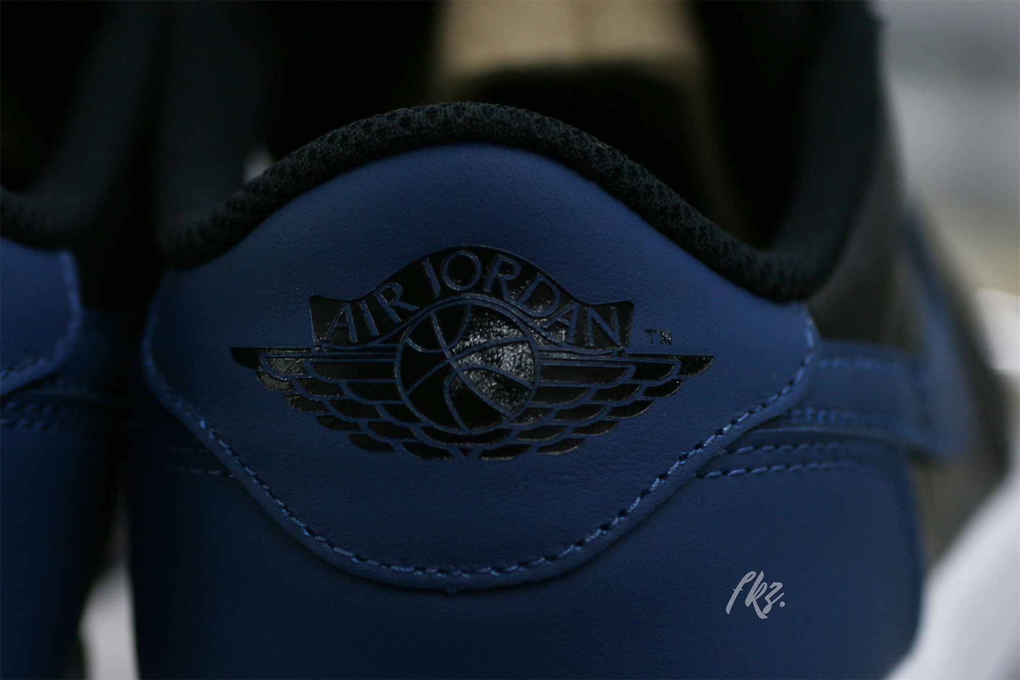 Air Jordan 1 Retro Low OG Mystic Navy