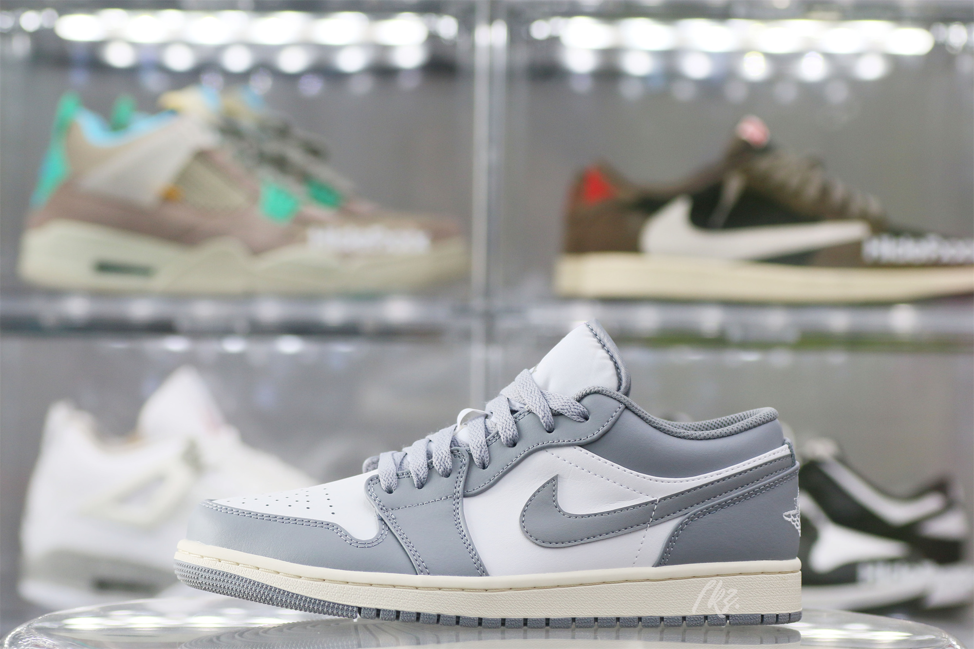 Air Jordan 1 Low White Wolf Grey 2021