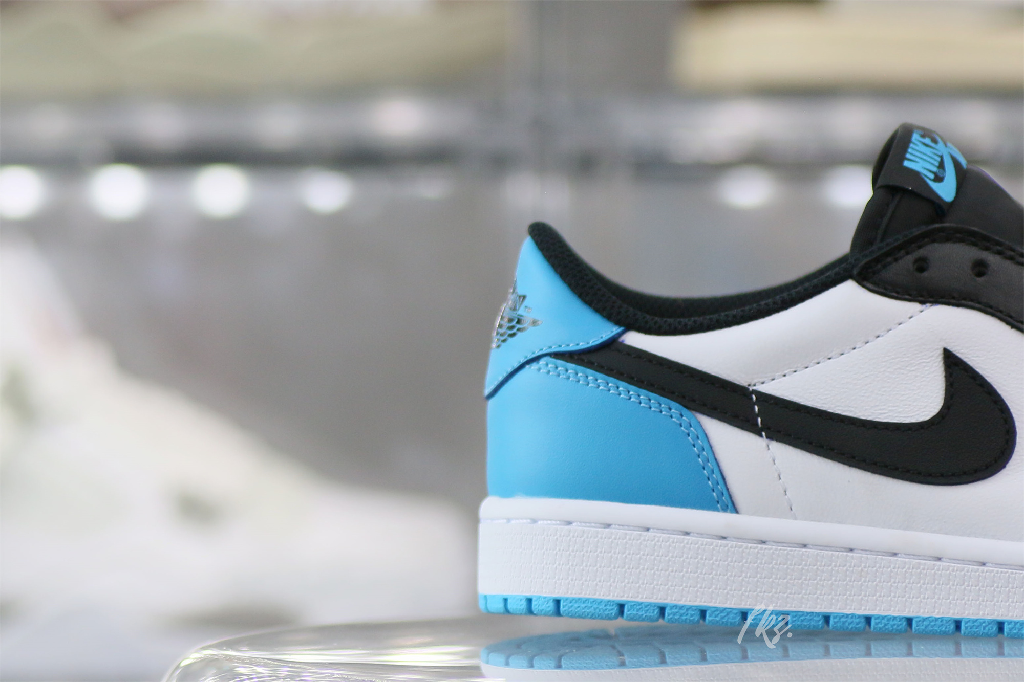 Air Jordan 1 Retro Low OG Black Dark Powder Blue