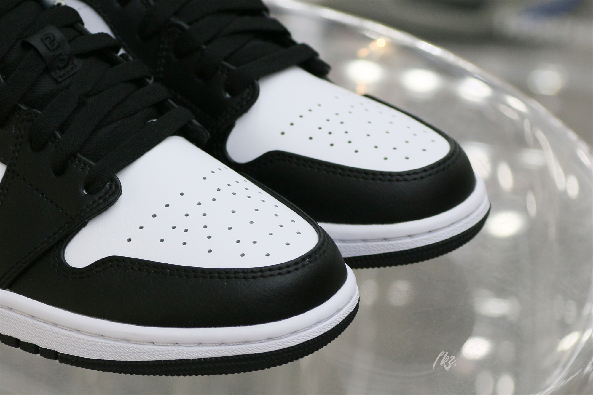 Air Jordan 1 Low Black White Grey