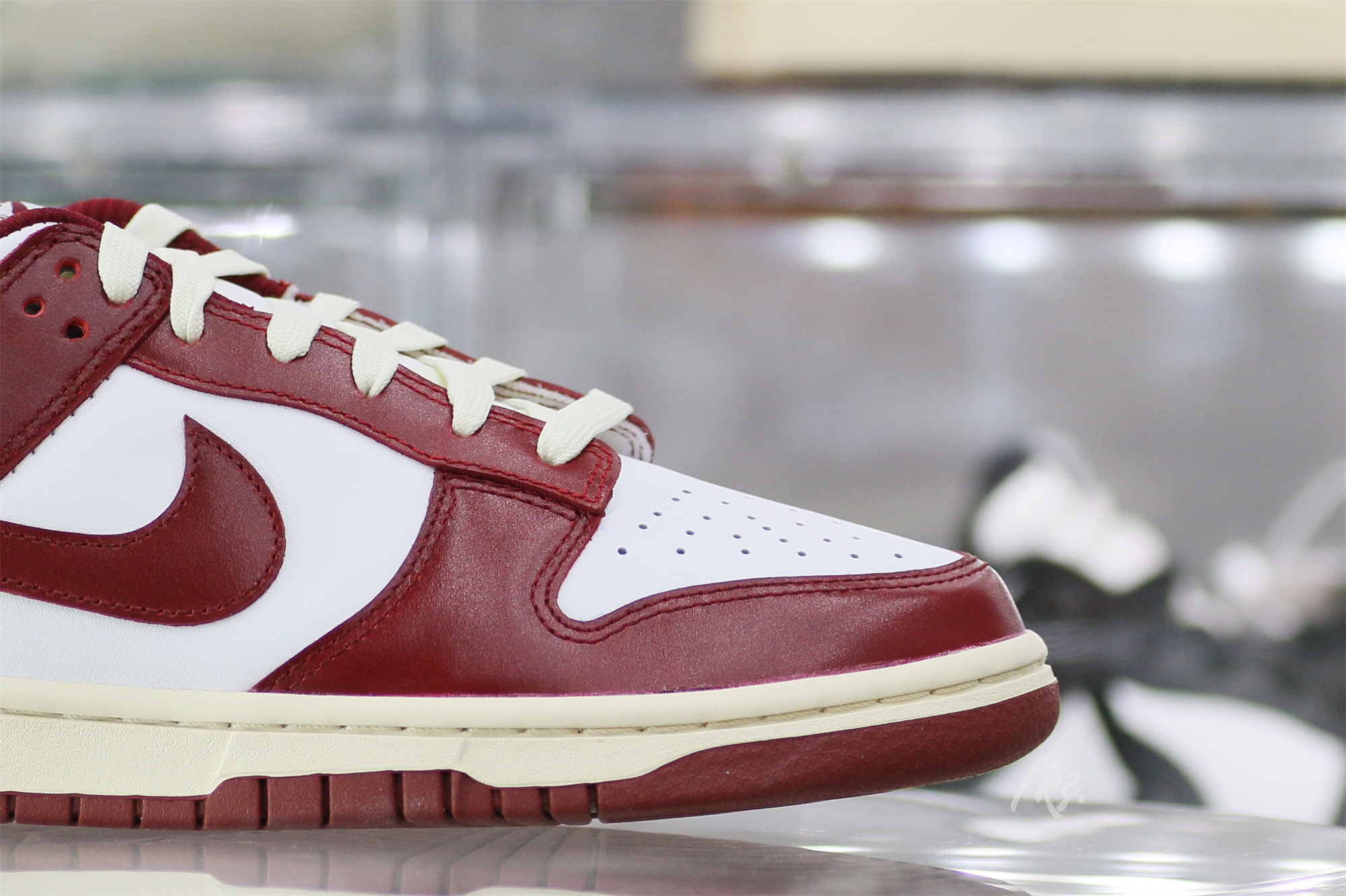 Nike Dunk Low PRM Vintage Team Red(LN5 A1 Batch)