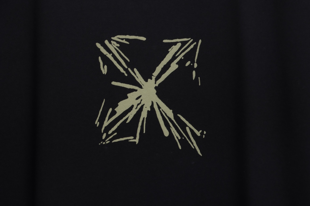 OW Sketch Splashed Ink Arrow Letter Short Sleeves