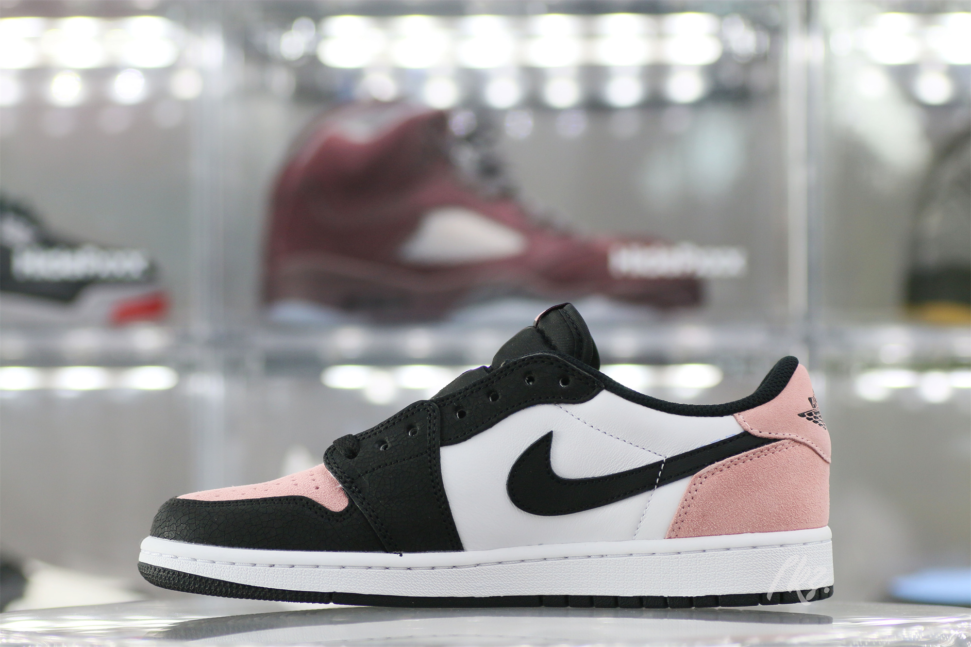 Air Jordan 1 Retro Low OG Bleached Coral 2021