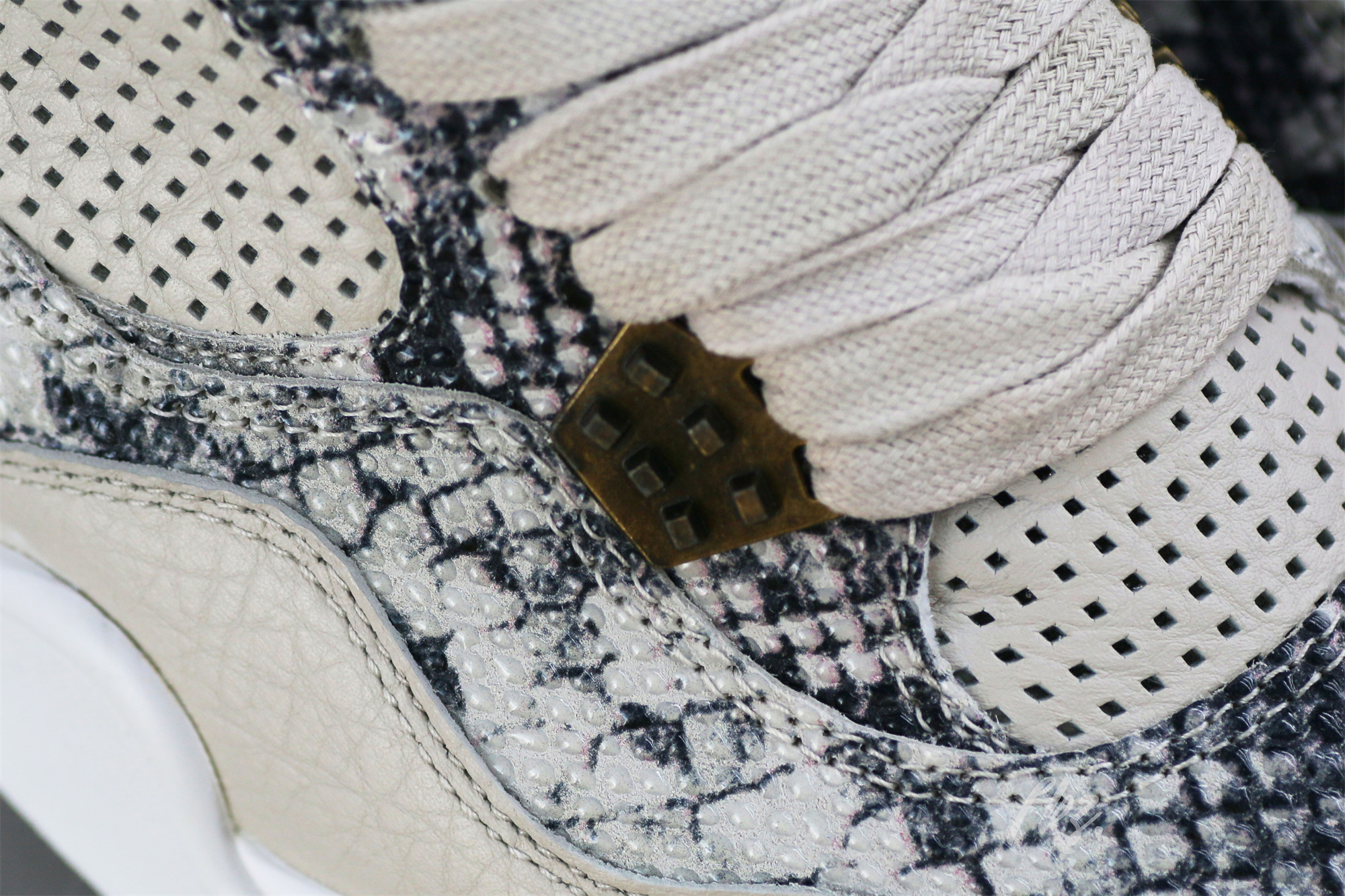 Air Jordan 4 Retro Premium Snakeskin