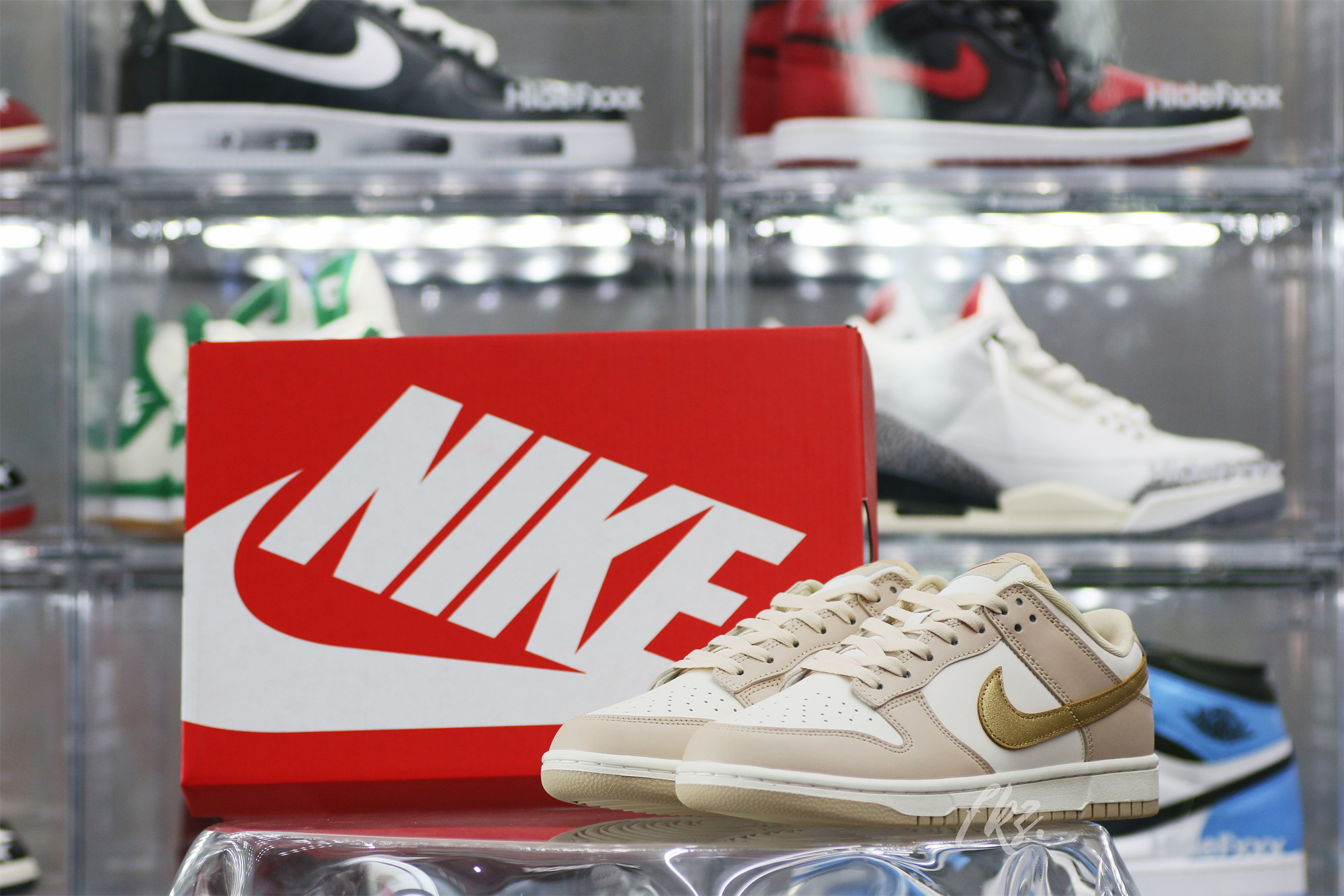 Nike Dunk Low Phantom Metallic Gold (Women’s)(LN5 A1 Batch)