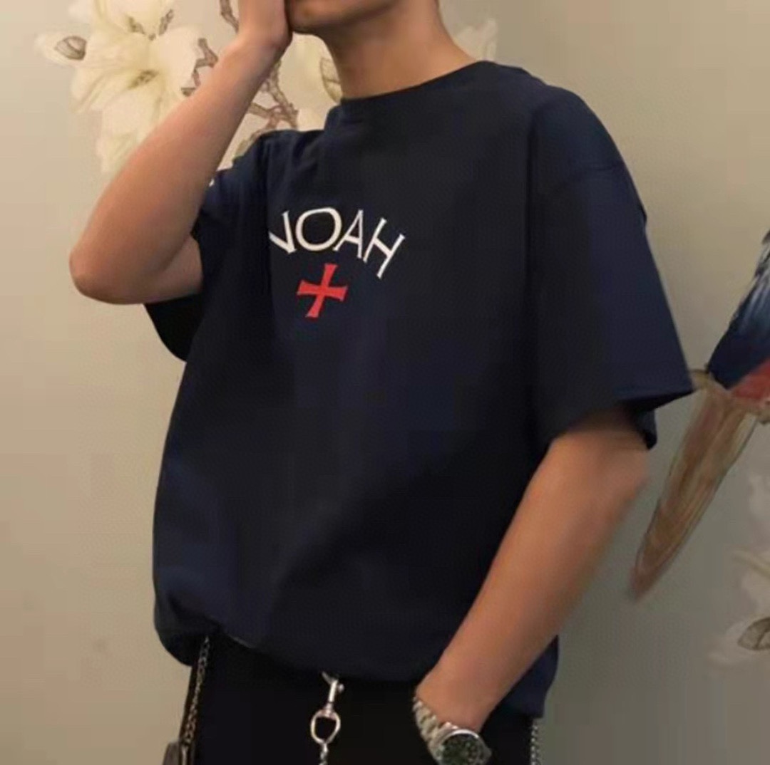 NOAH cross print letter short sleeve