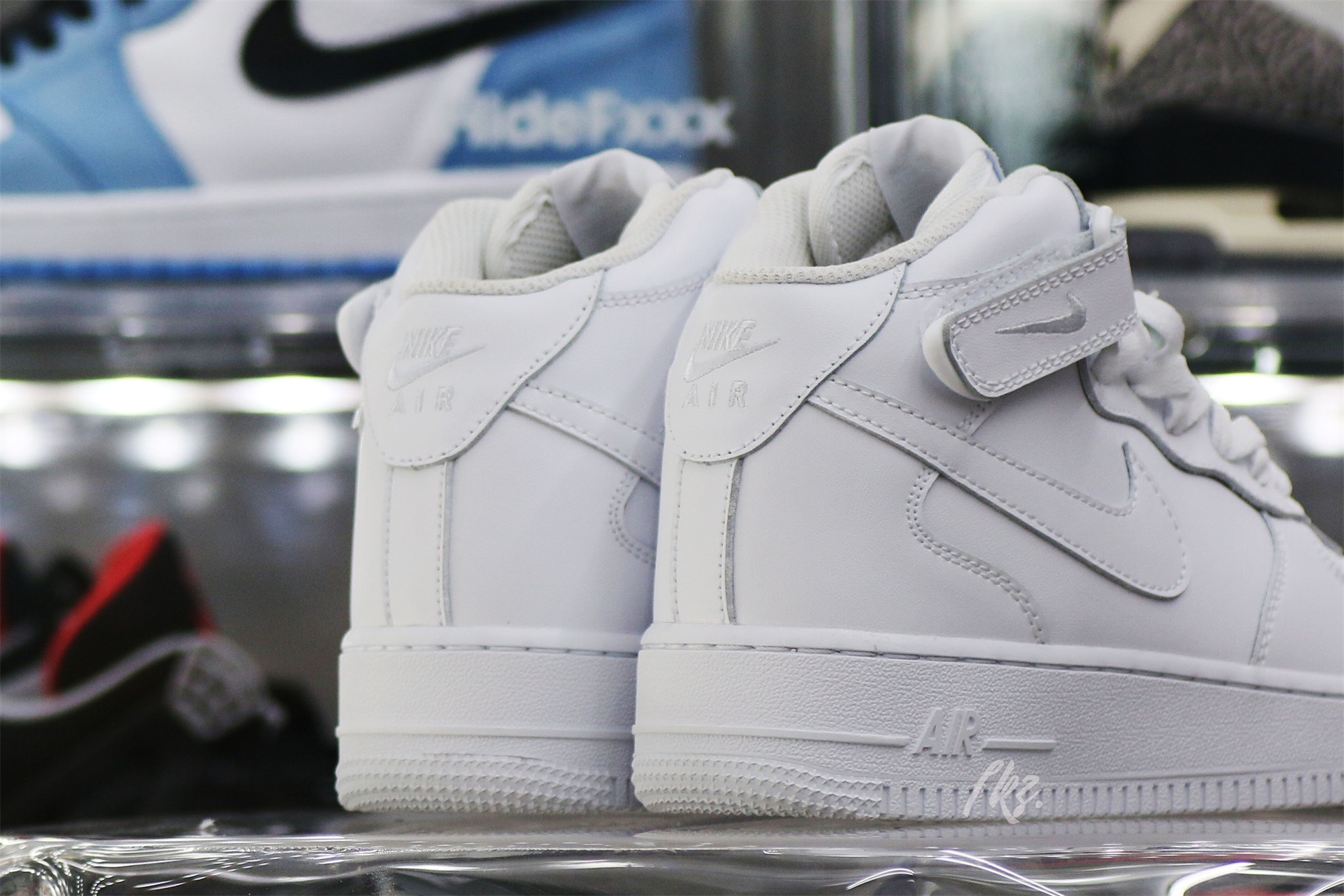 Nike Air Force 1 Mid ’07 White