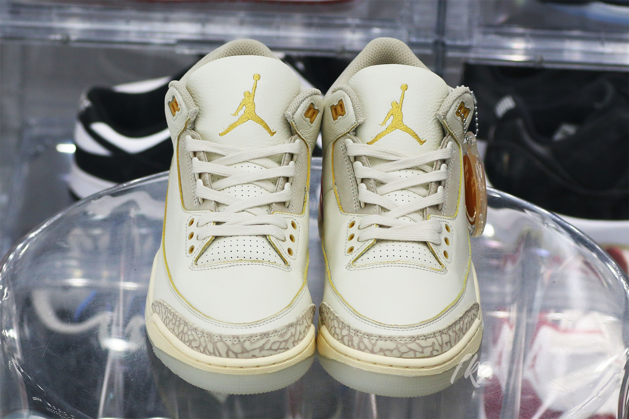 J Balvin x Air Jordan 3 Sunset (LN5 A1)