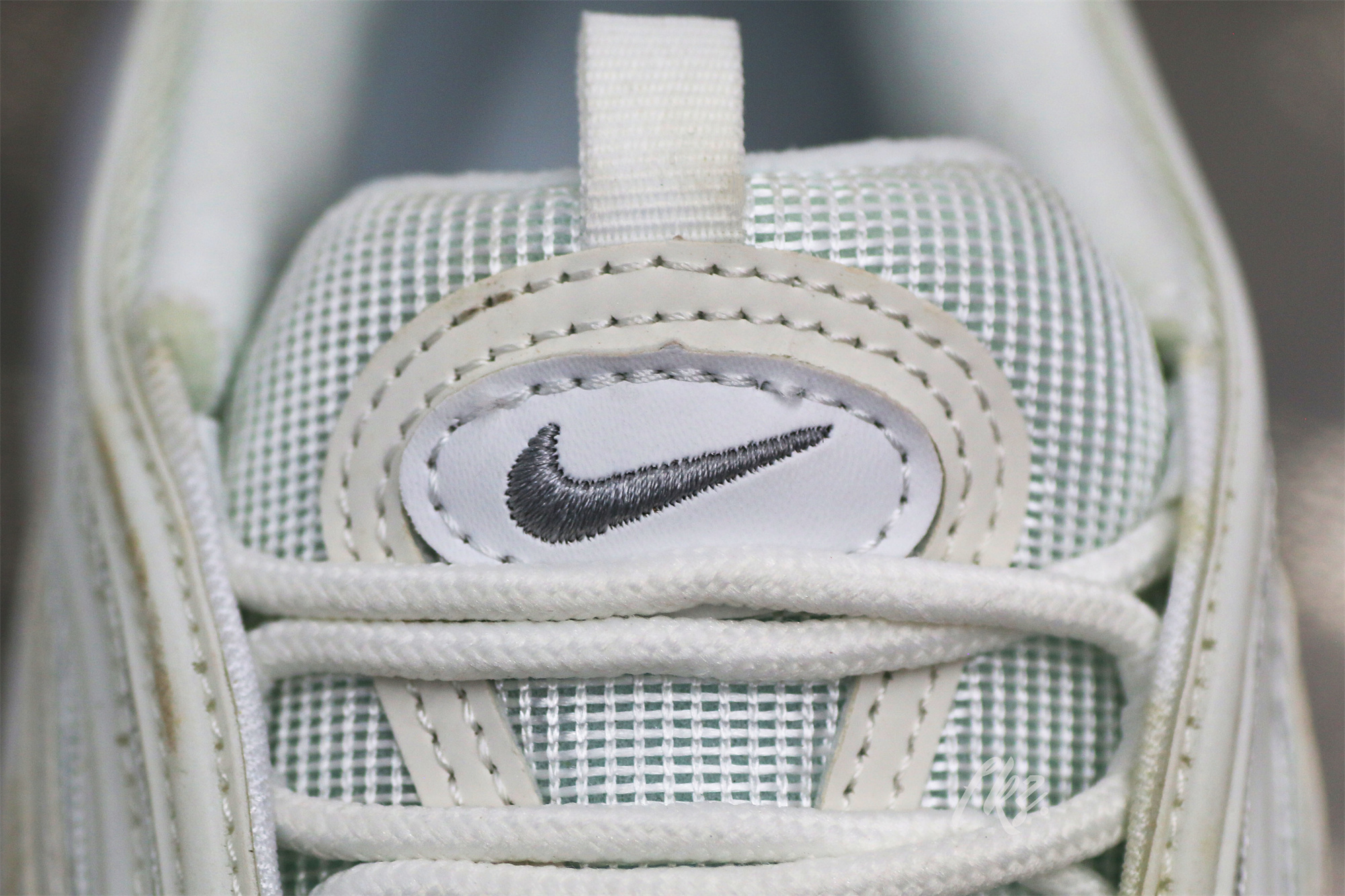 Nike Air Max 97 Triple White Wolf Grey 2017