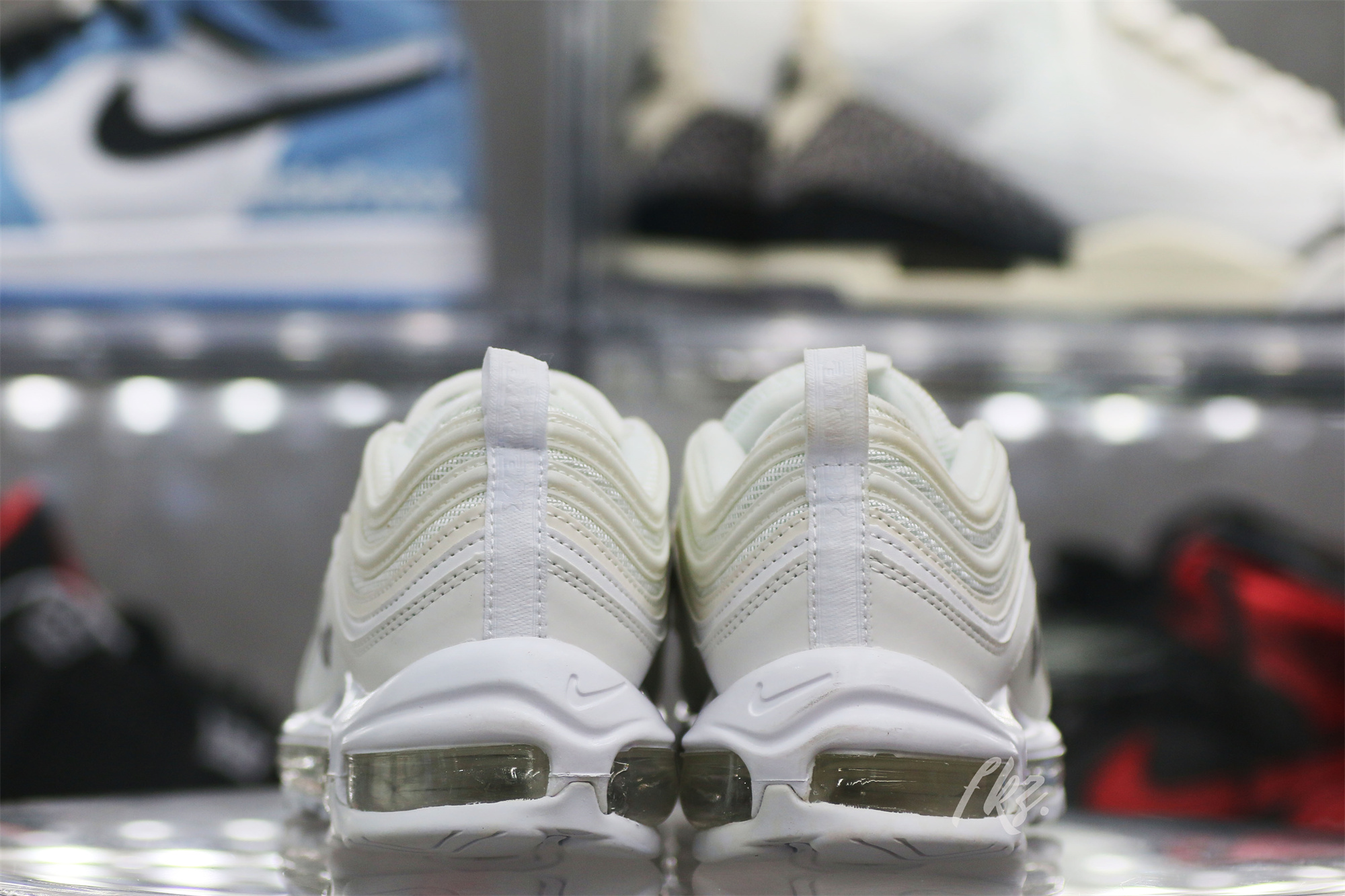 Nike Air Max 97 Triple White Wolf Grey 2017