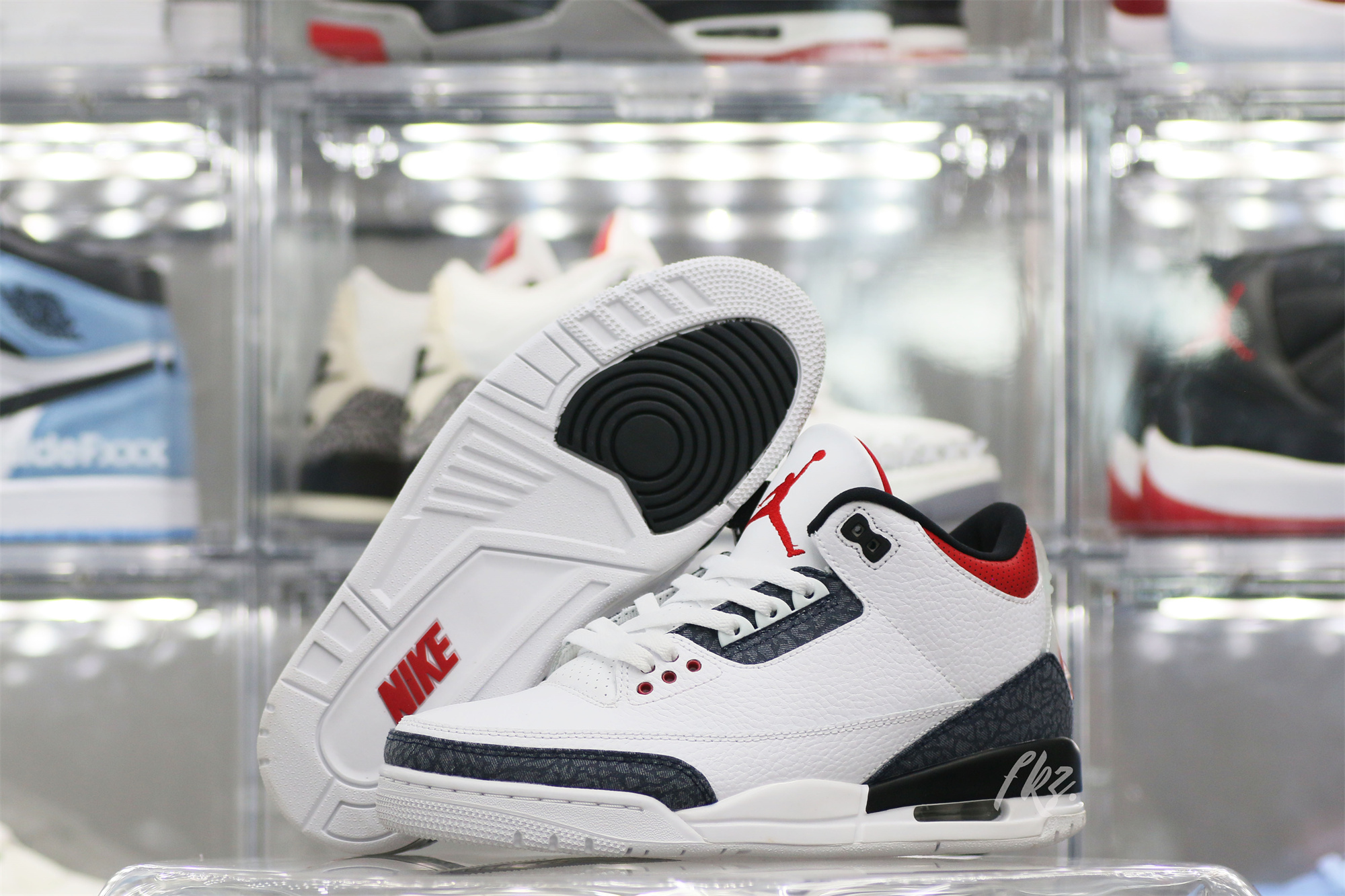 Jordan 3 Retro SE Fire Red Denim 2020