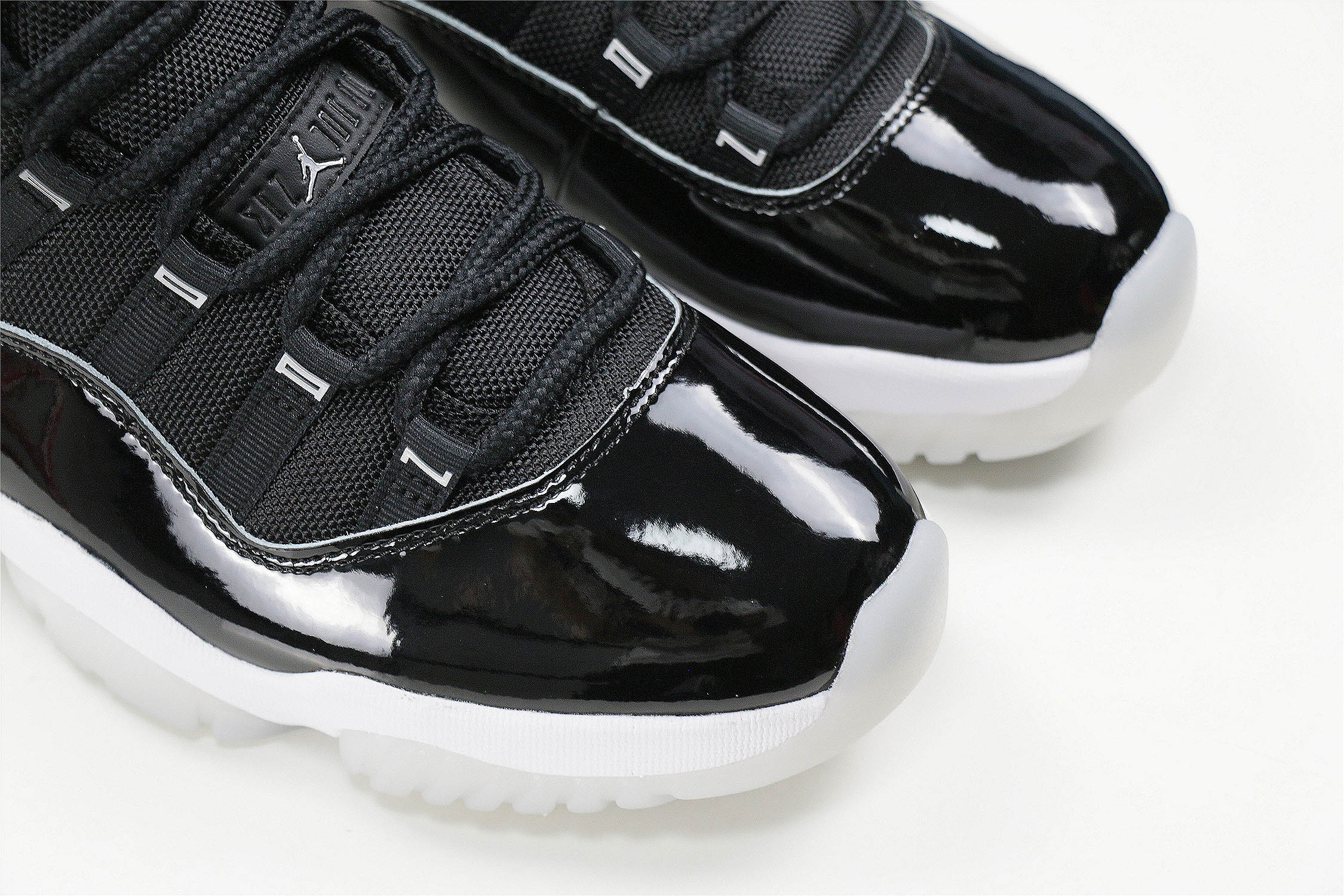 Air Jordan 11 Retro Jubilee 25th Anniversary (Ln5 A1)