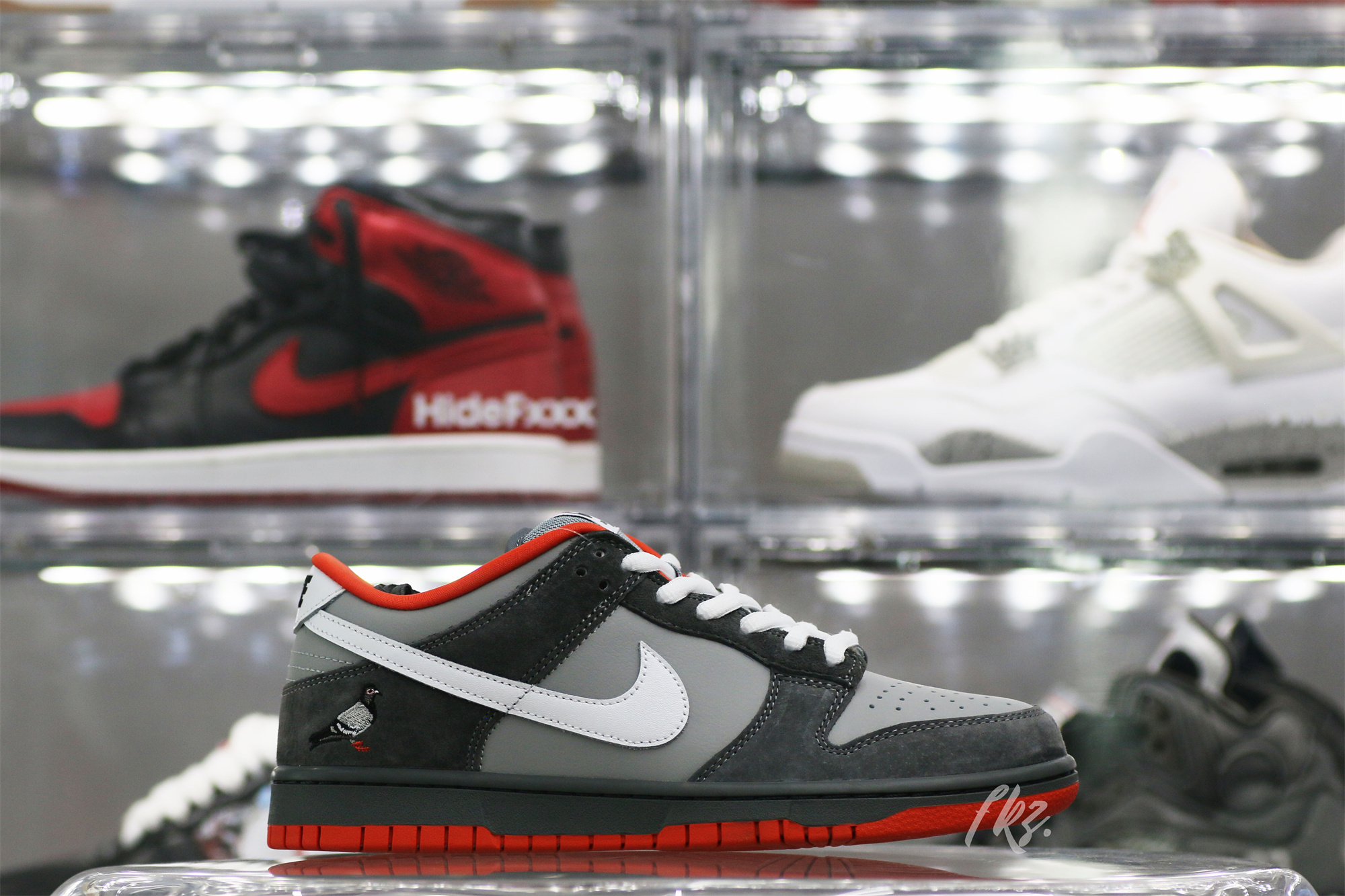 Jeff Staple X Dunk Low Pro SB Pigeon