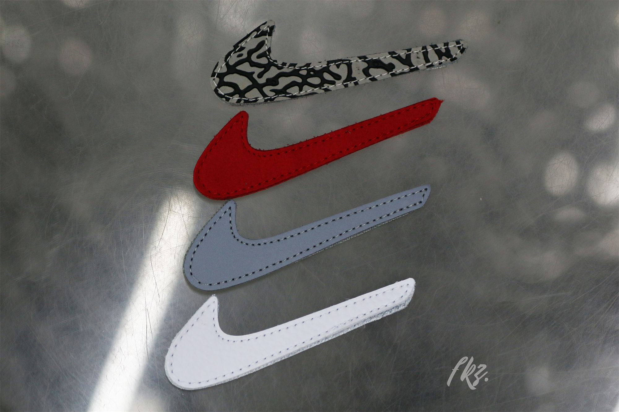 Air Jordan 3 Retro Tinker Air Max 1 – University Red