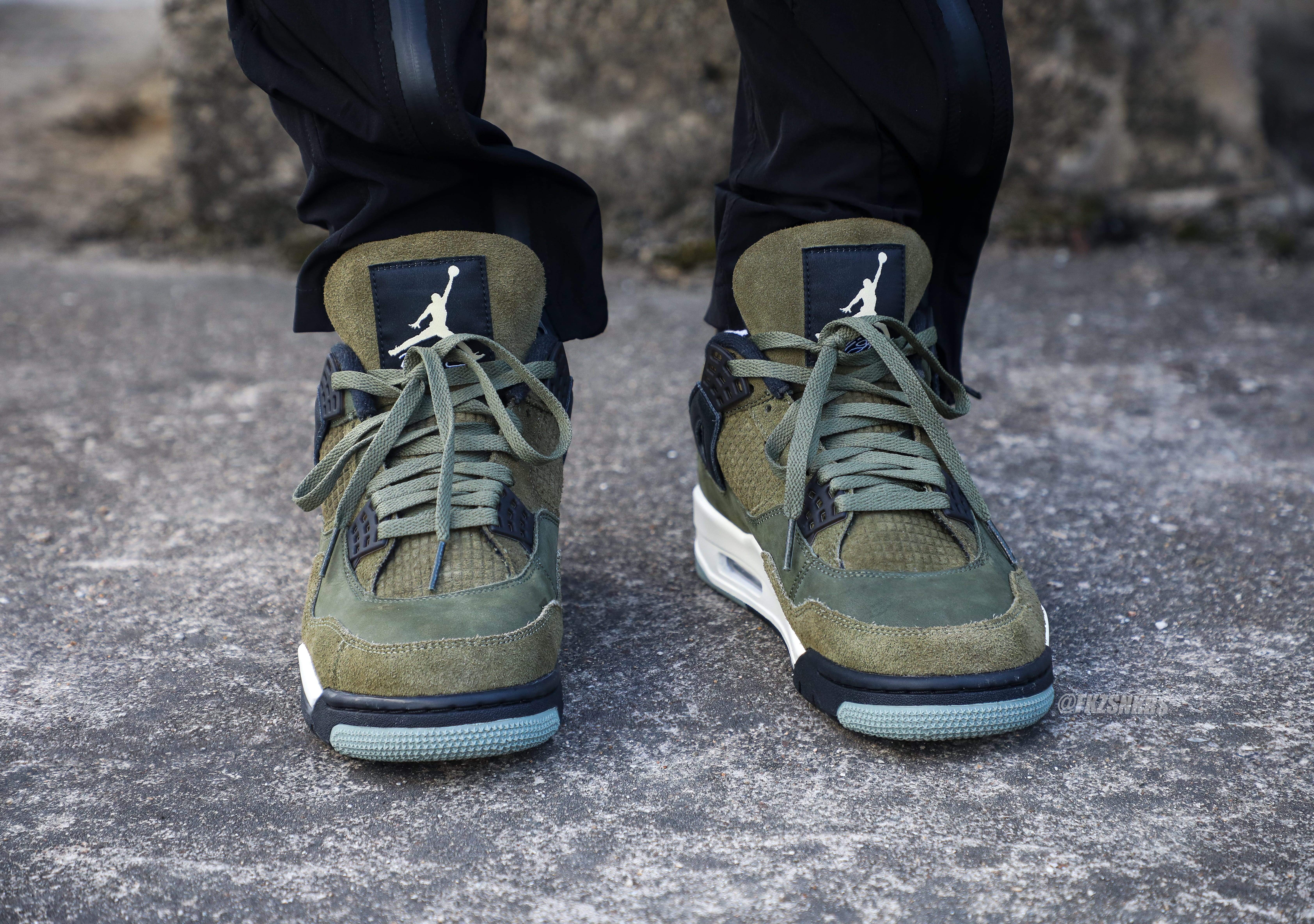 Air Jordan 4 Retro SE Craft Medium Olive (LN5 A1)