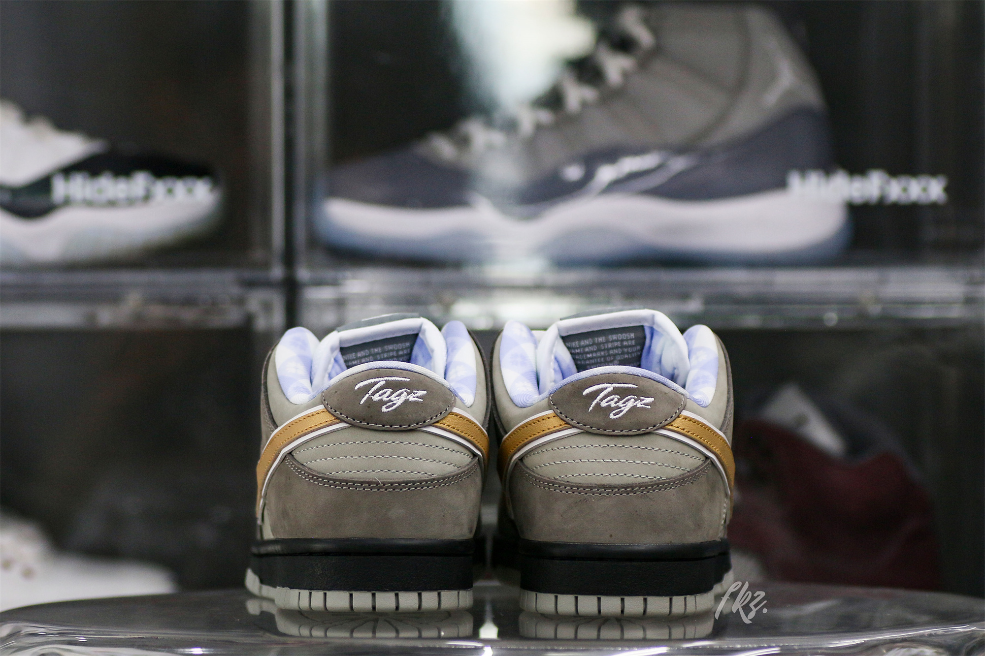 Nike SB Dunk Low Brown Lobster