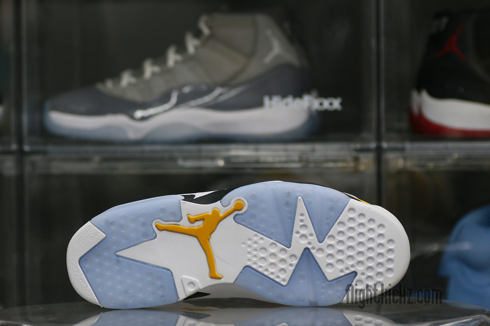 Air Jordan 6 Retro Yellow Ochre