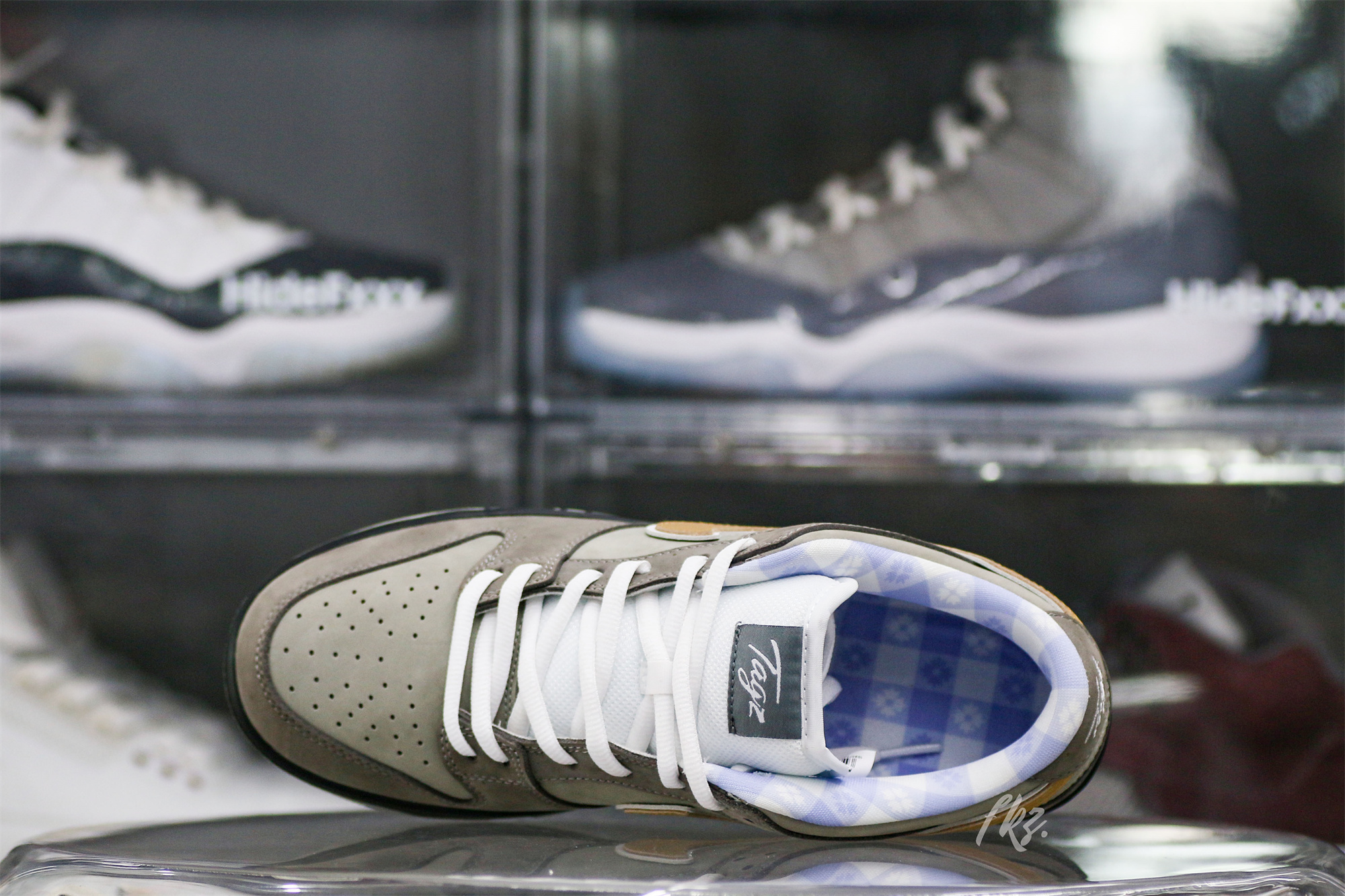 Nike SB Dunk Low Brown Lobster